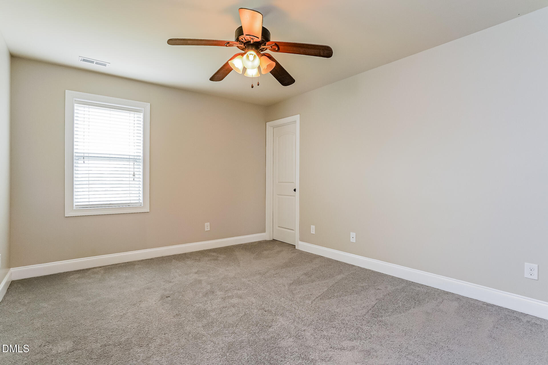 650 Winding Oak Way Property Photo 16