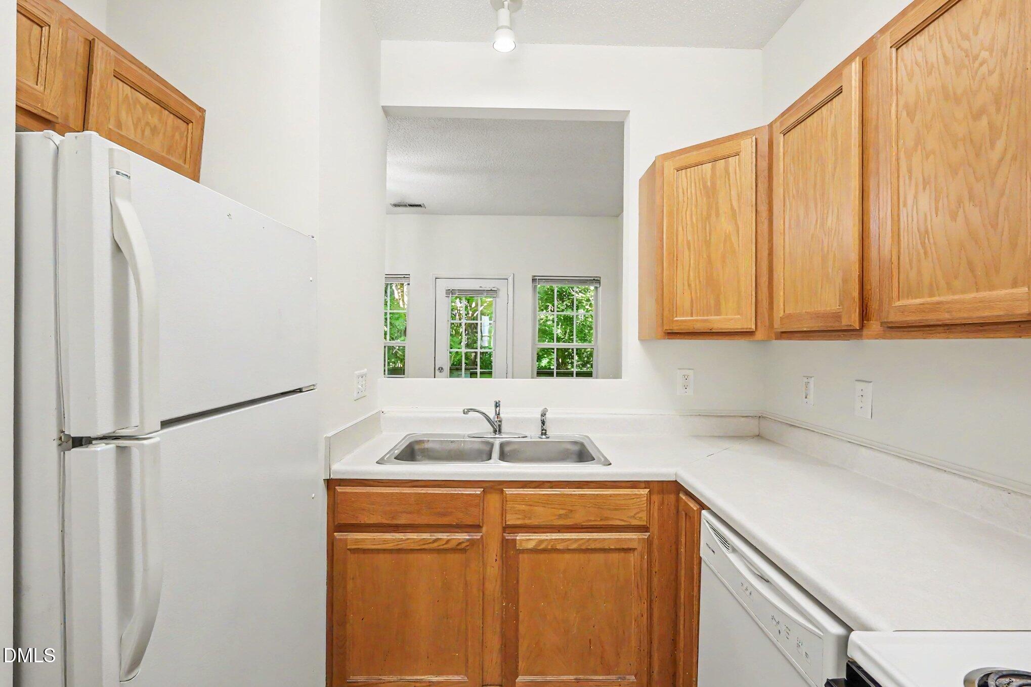10 Moorefield Court Property Photo 14