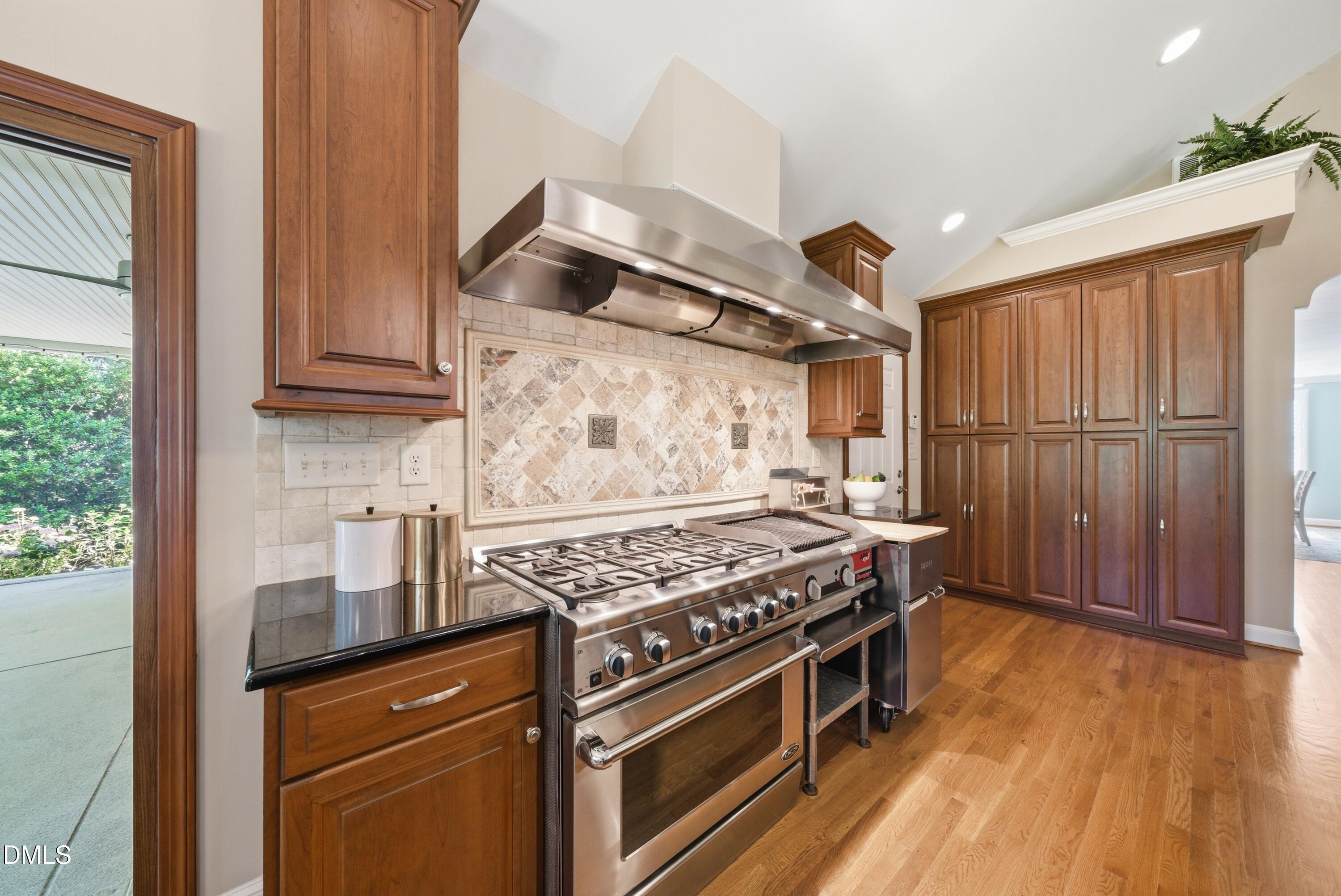 3812 Somerset Drive Property Photo 21