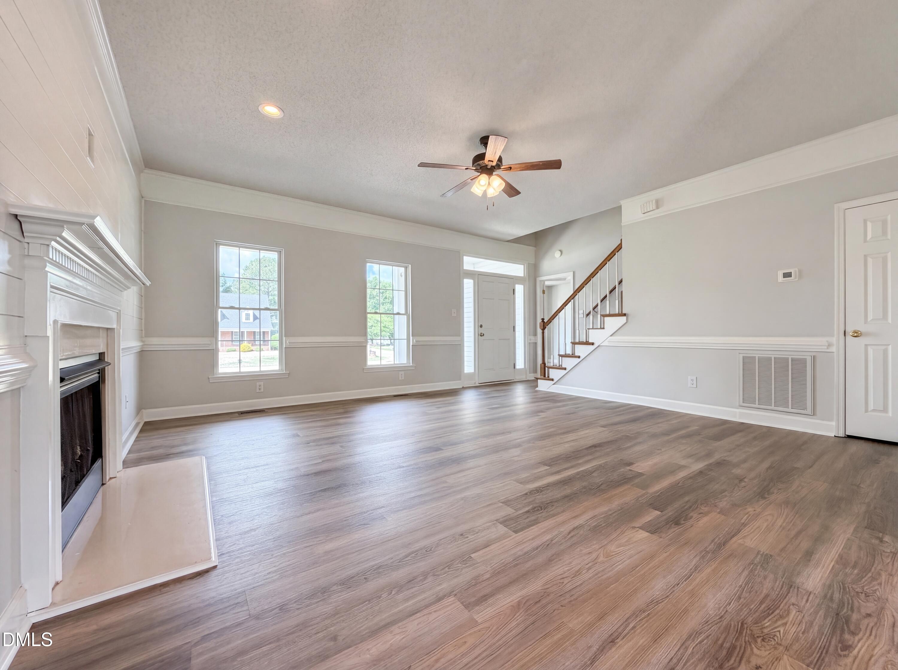 167 Stonehenge Drive Property Photo 4
