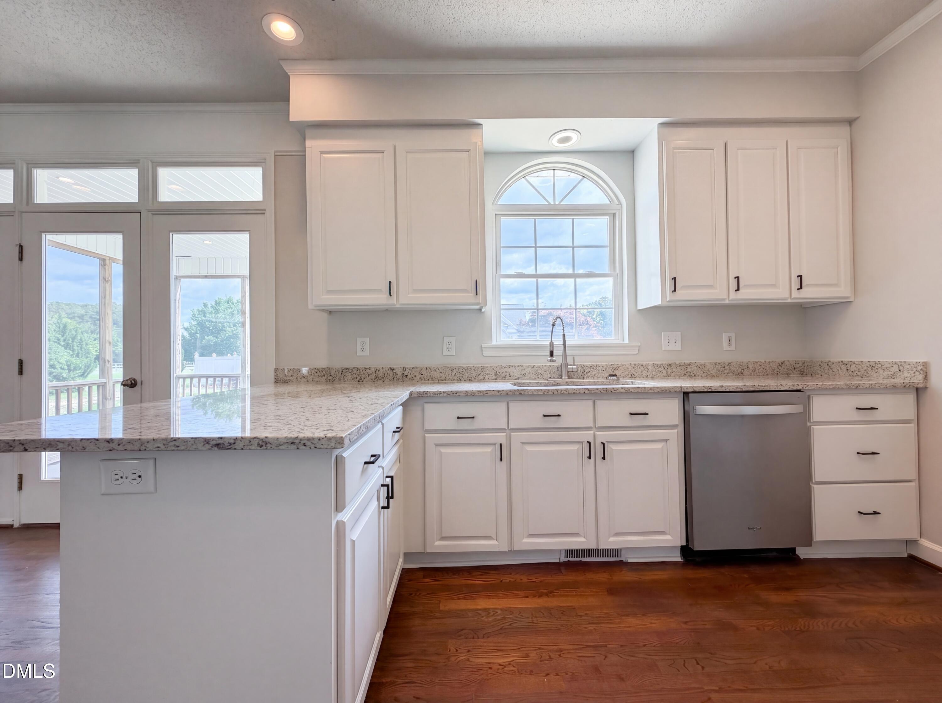167 Stonehenge Drive Property Photo 5