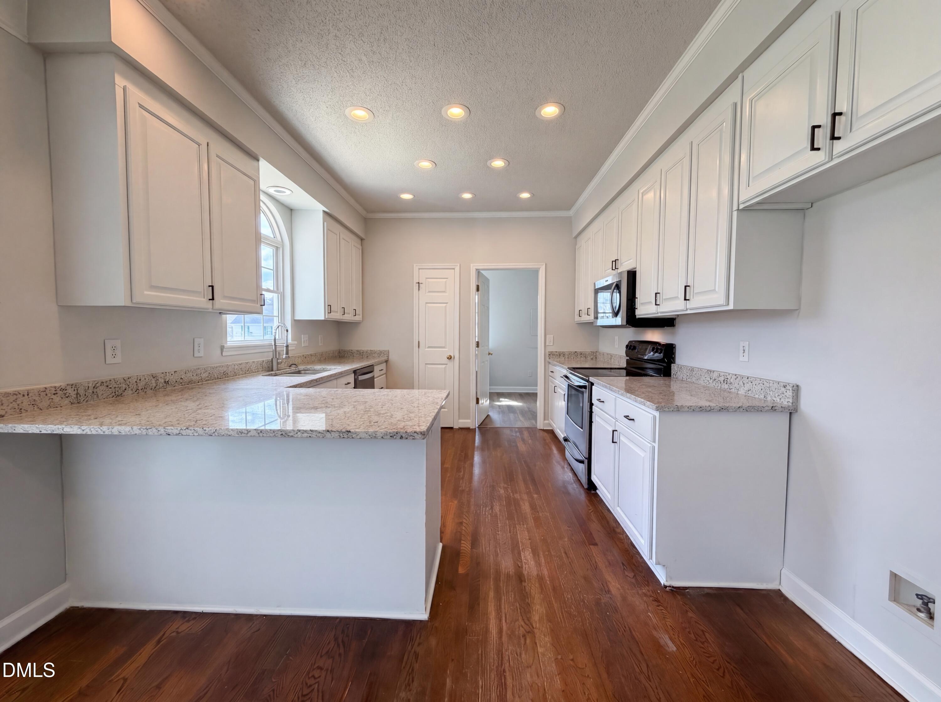 167 Stonehenge Drive Property Photo 7