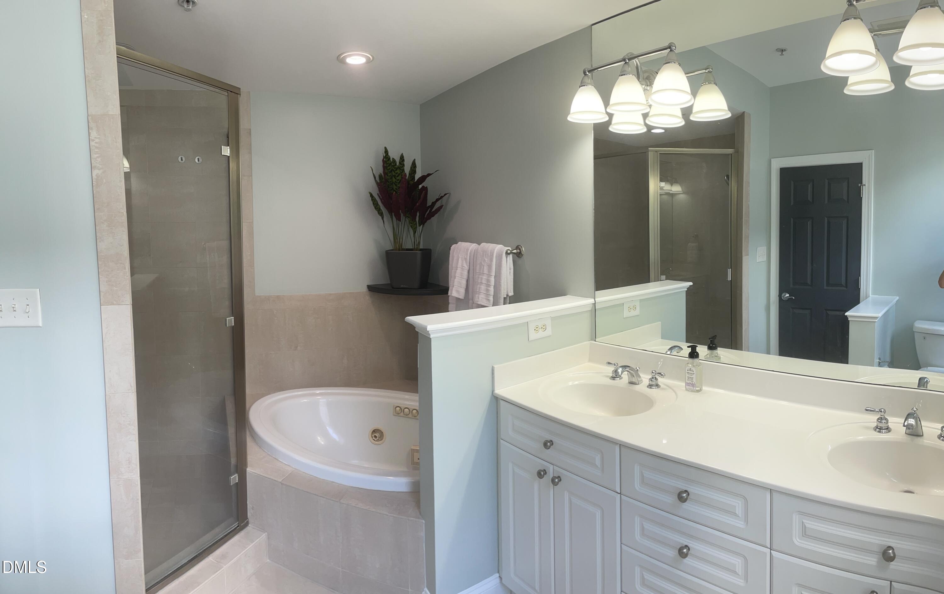 1130 Parkridge Lane 102 Property Photo 12