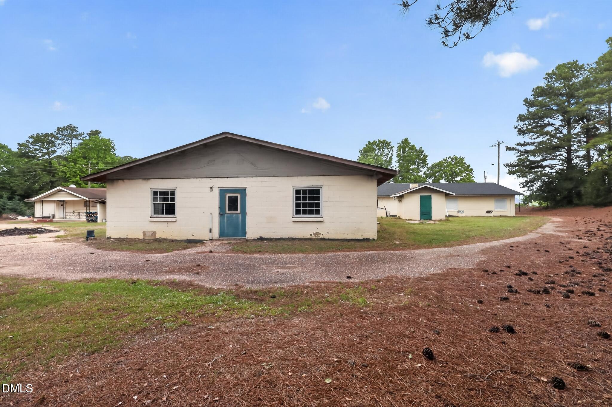 6828 Old Stage Road N Property Photo 6