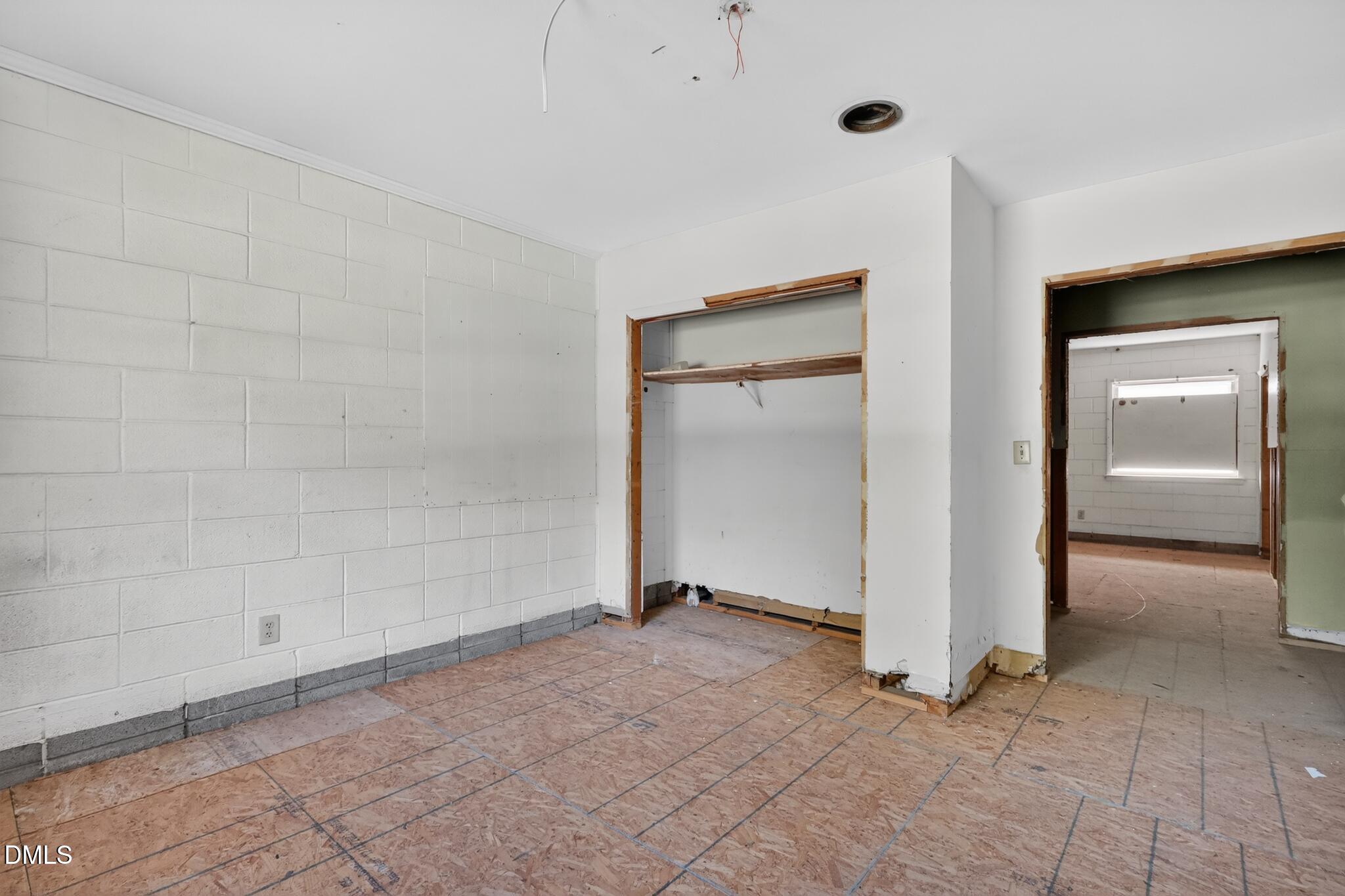 6828 Old Stage Road N Property Photo 18