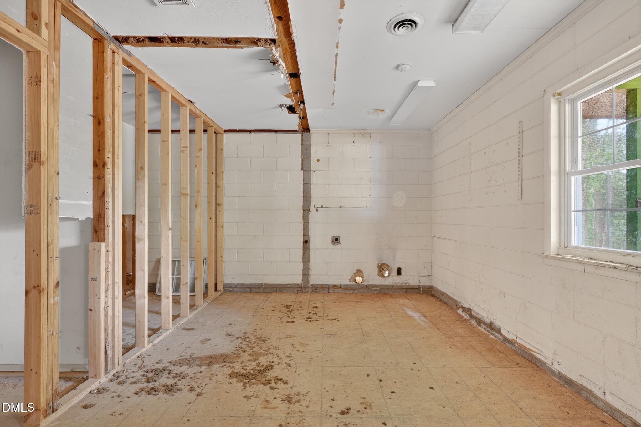 6828 Old Stage Road N Property Photo 23