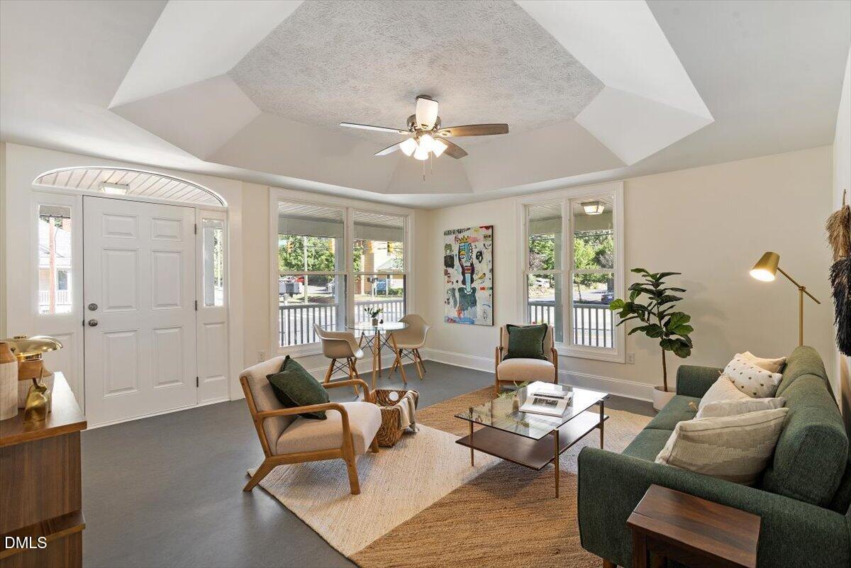 1130 N Roxboro Street Property Photo 7