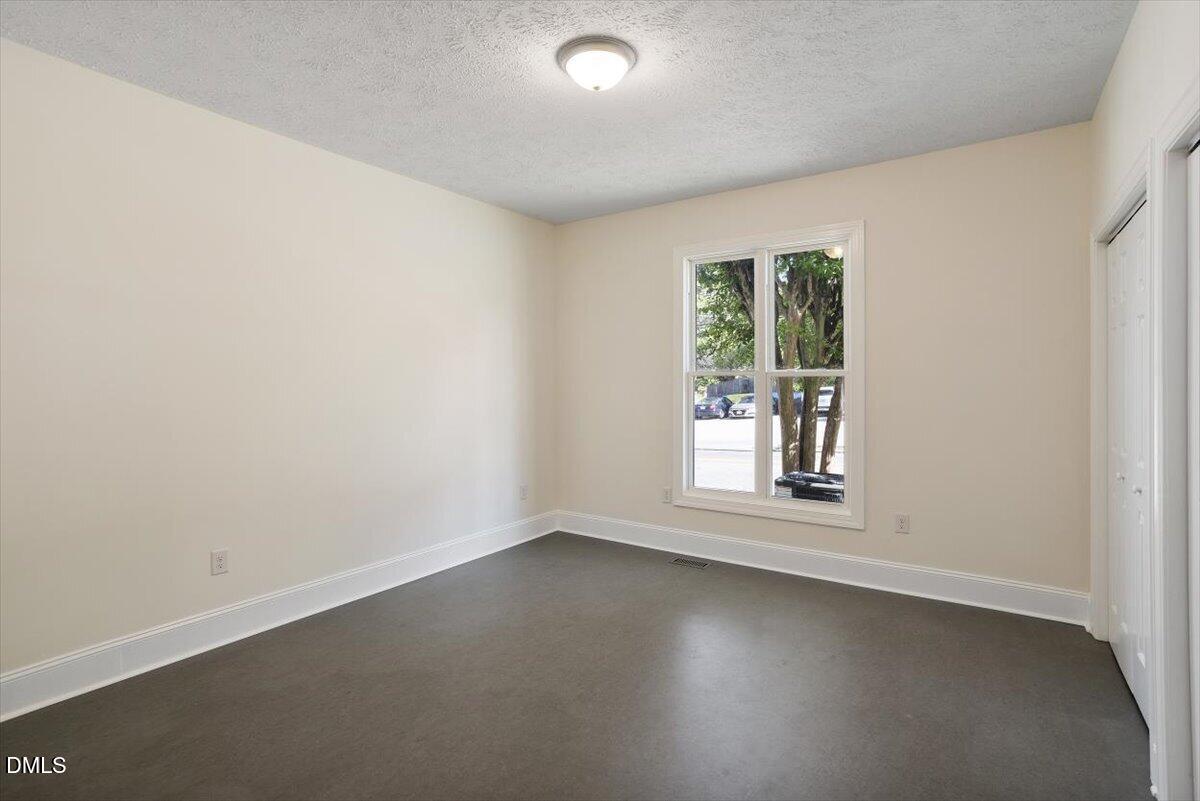 1130 N Roxboro Street Property Photo 19
