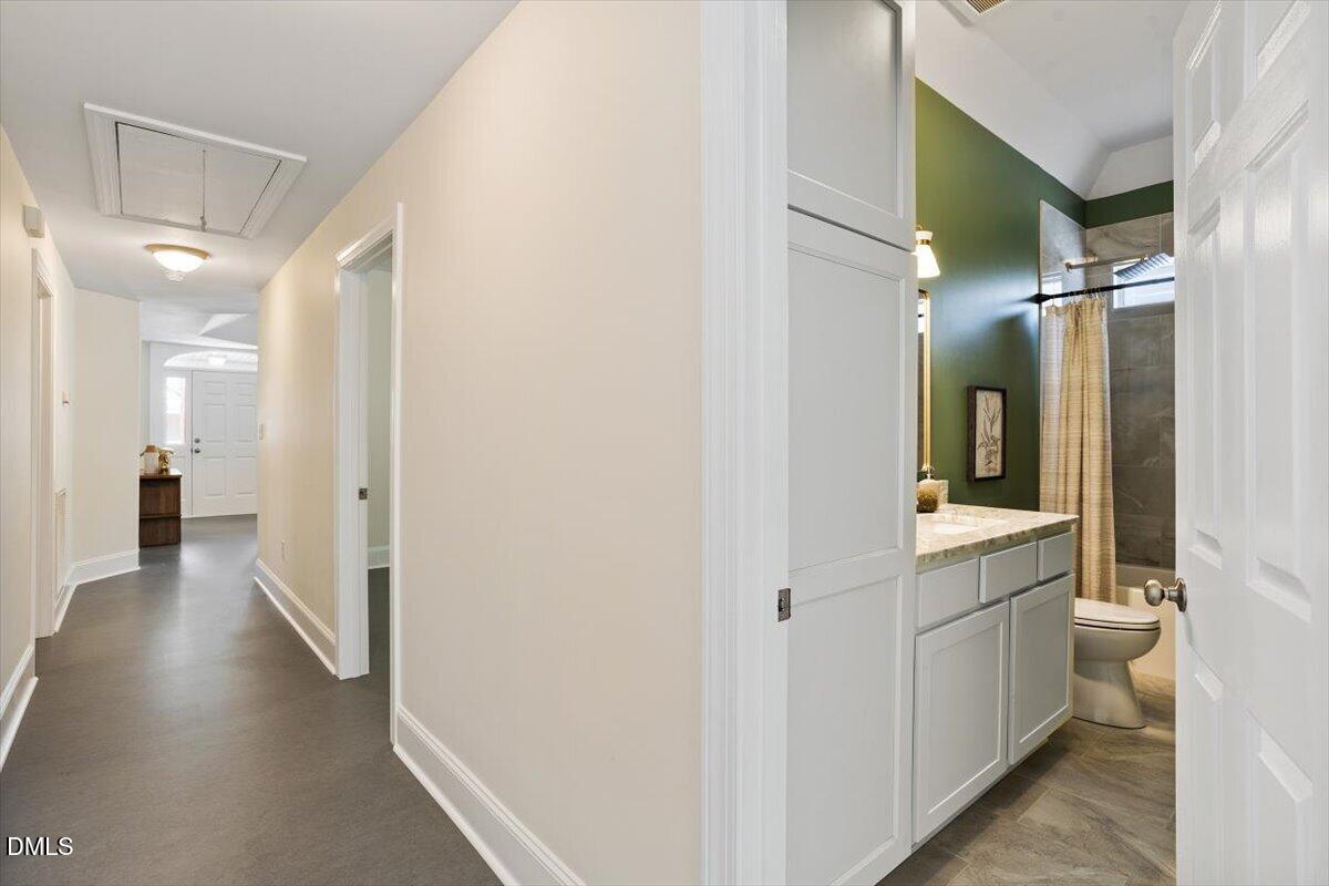 1130 N Roxboro Street Property Photo 21