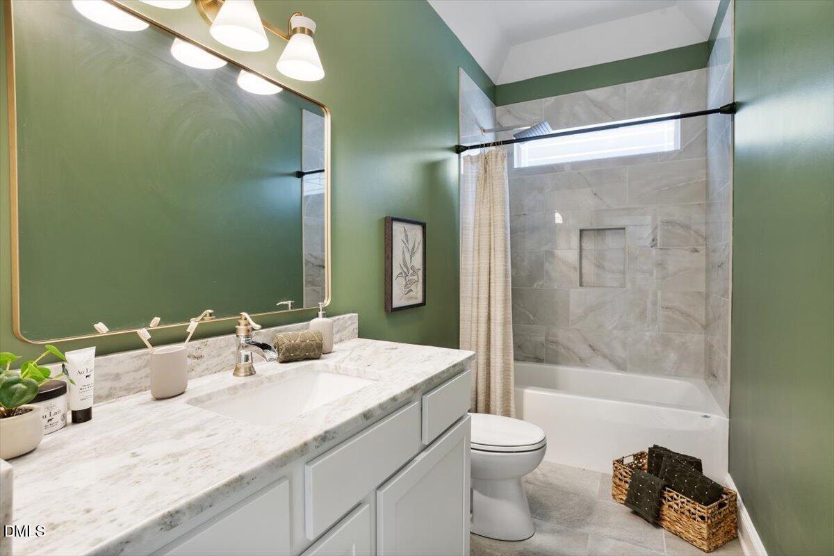 1130 N Roxboro Street Property Photo 22