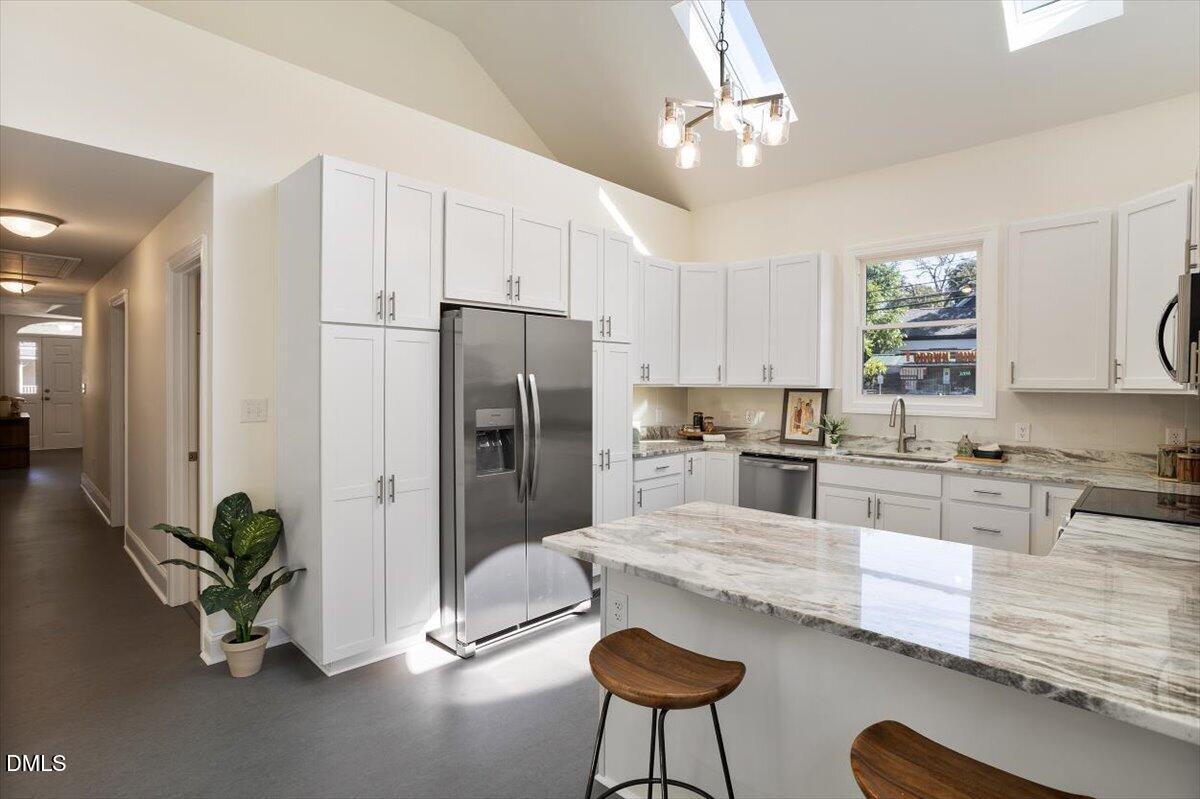 1130 N Roxboro Street Property Photo 25