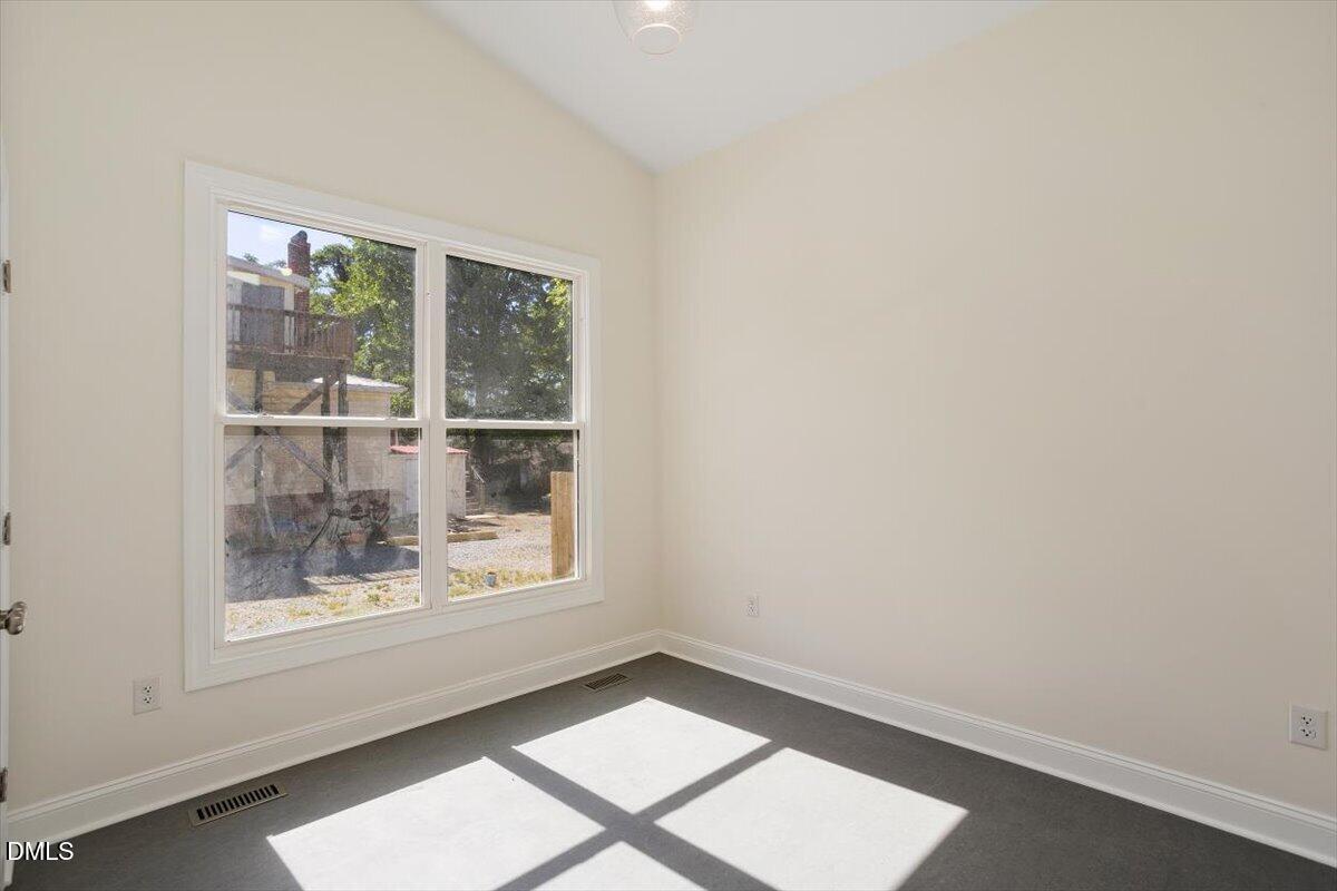 1130 N Roxboro Street Property Photo 31
