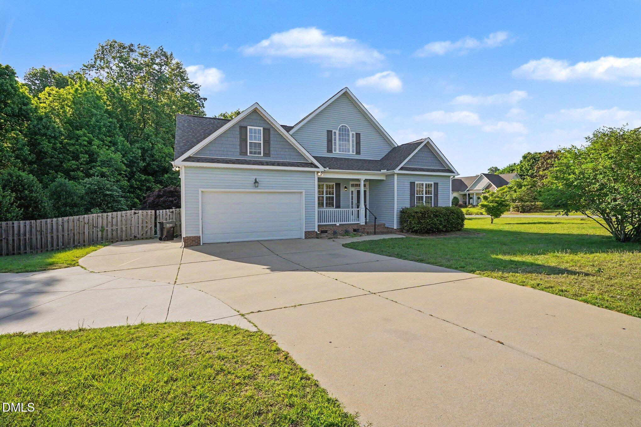 433 Spruce Meadows Lane Property Photo 3