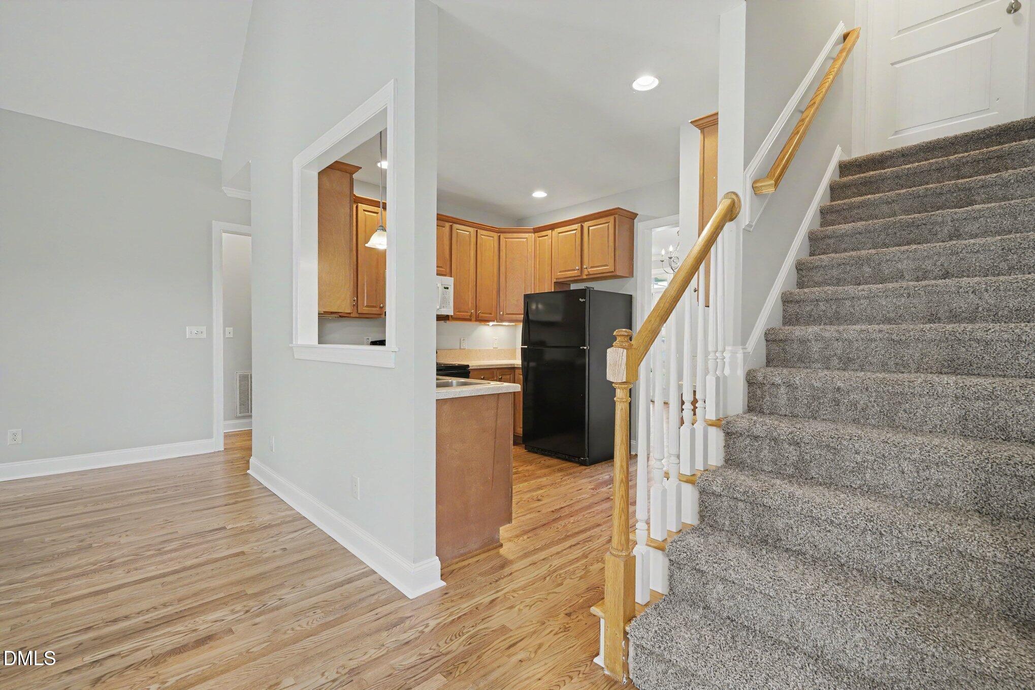 433 Spruce Meadows Lane Property Photo 12