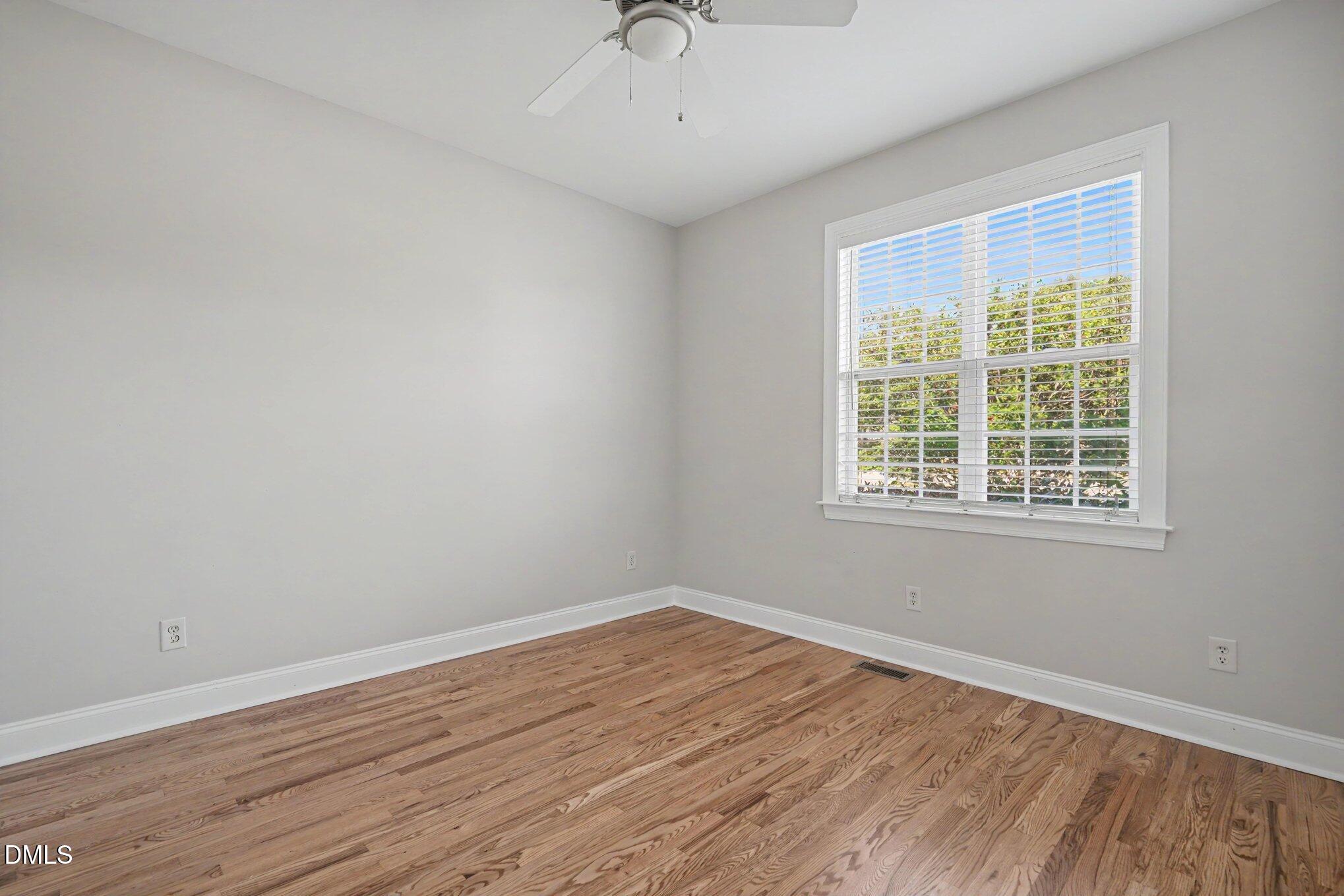 433 Spruce Meadows Lane Property Photo 16
