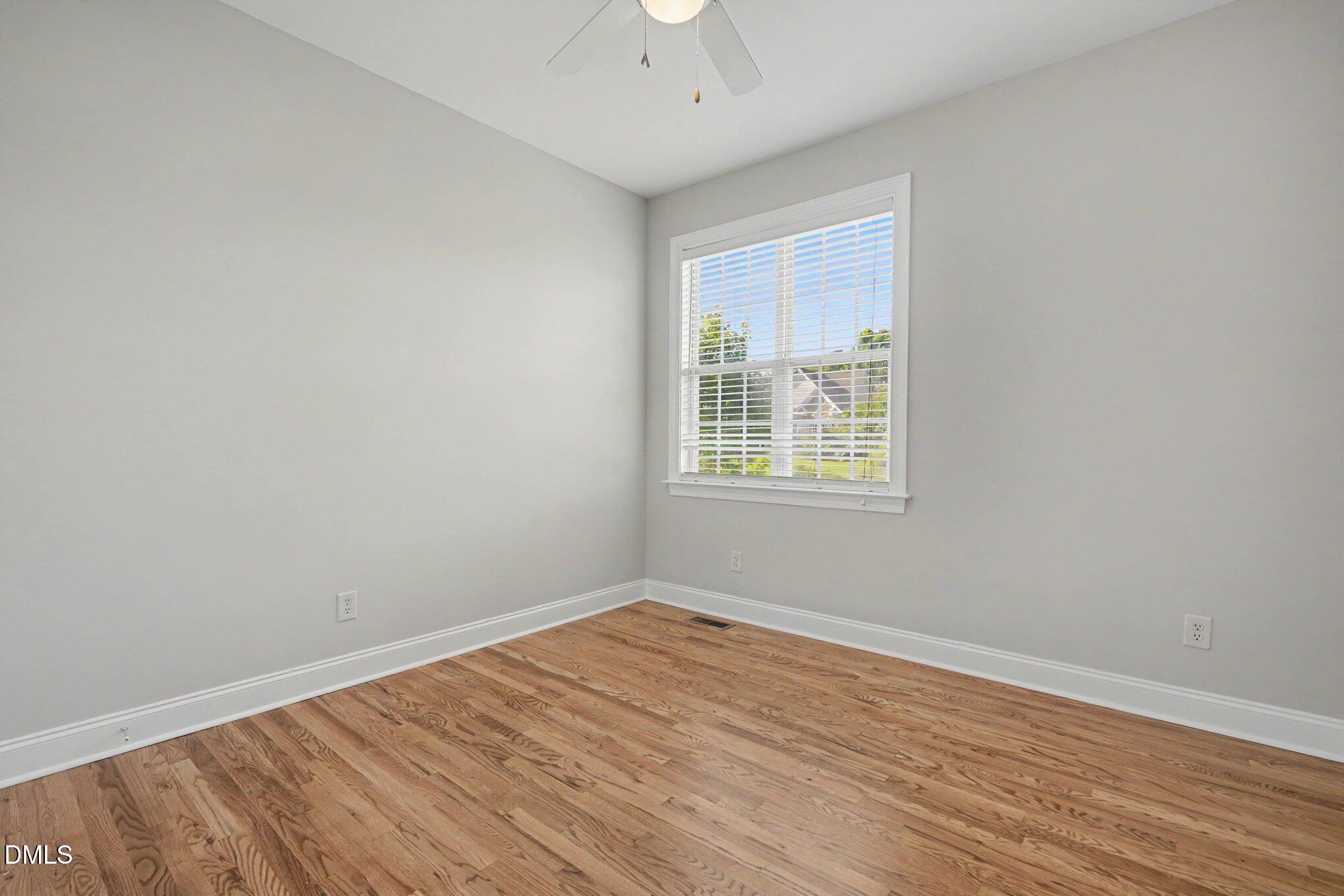 433 Spruce Meadows Lane Property Photo 17