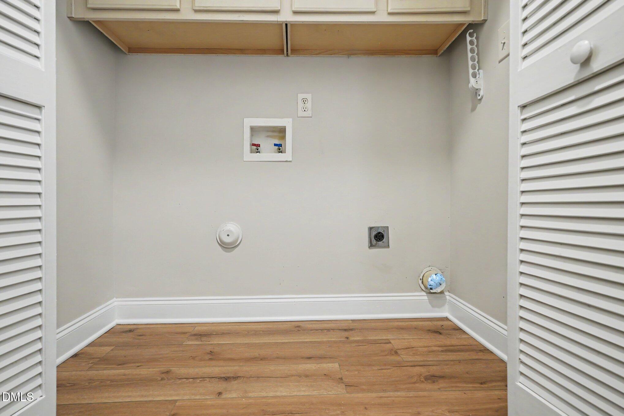 433 Spruce Meadows Lane Property Photo 25