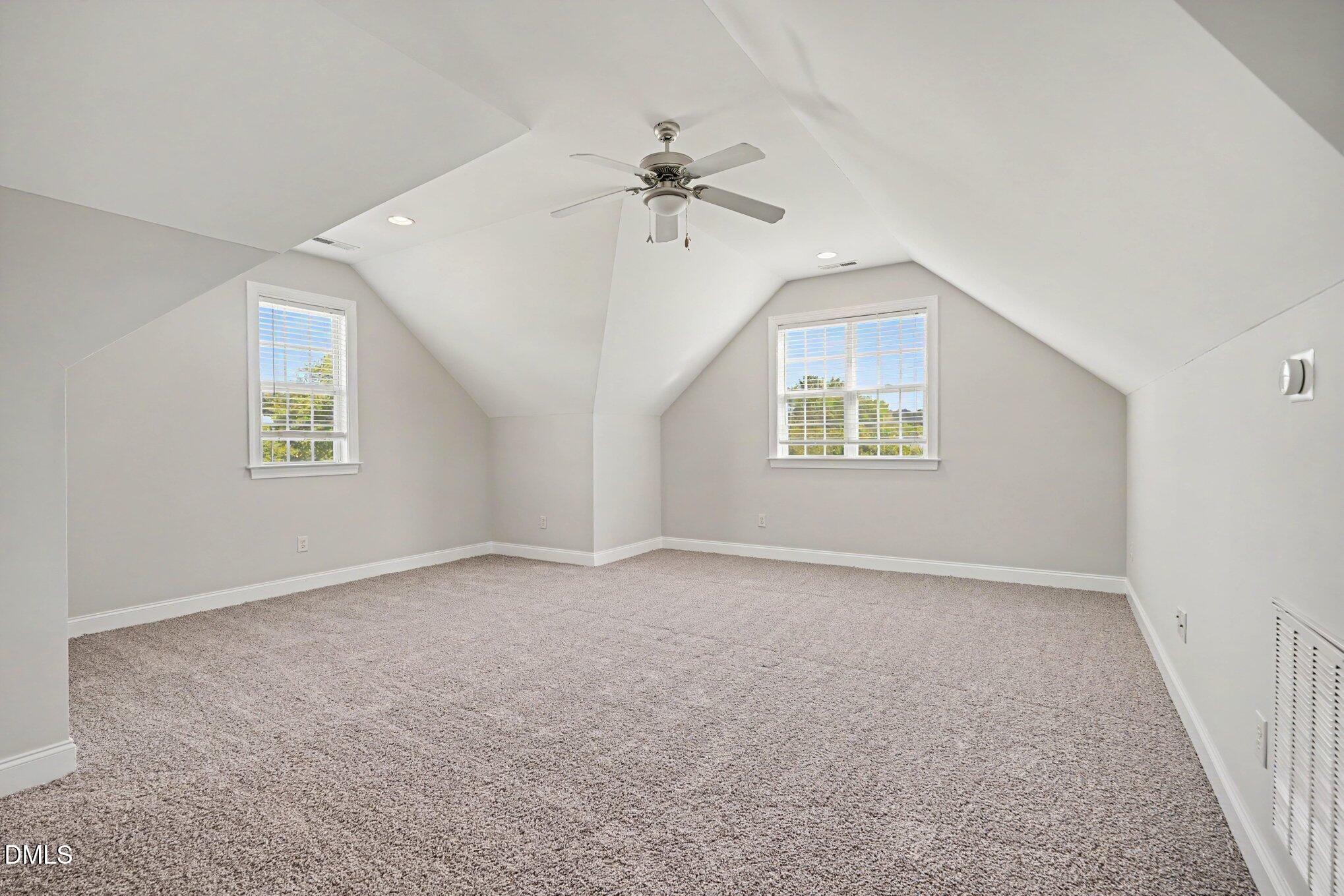433 Spruce Meadows Lane Property Photo 26