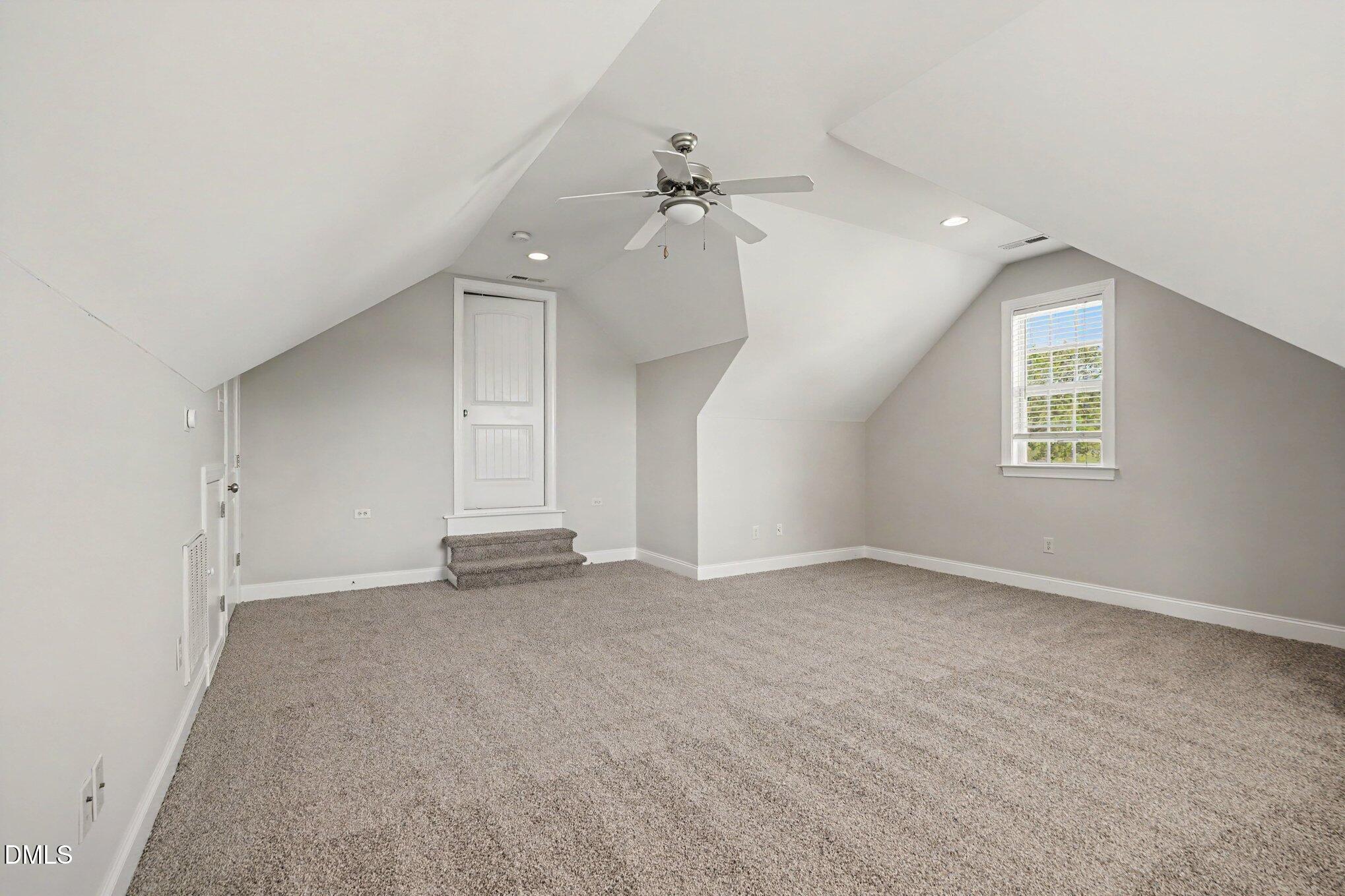 433 Spruce Meadows Lane Property Photo 27