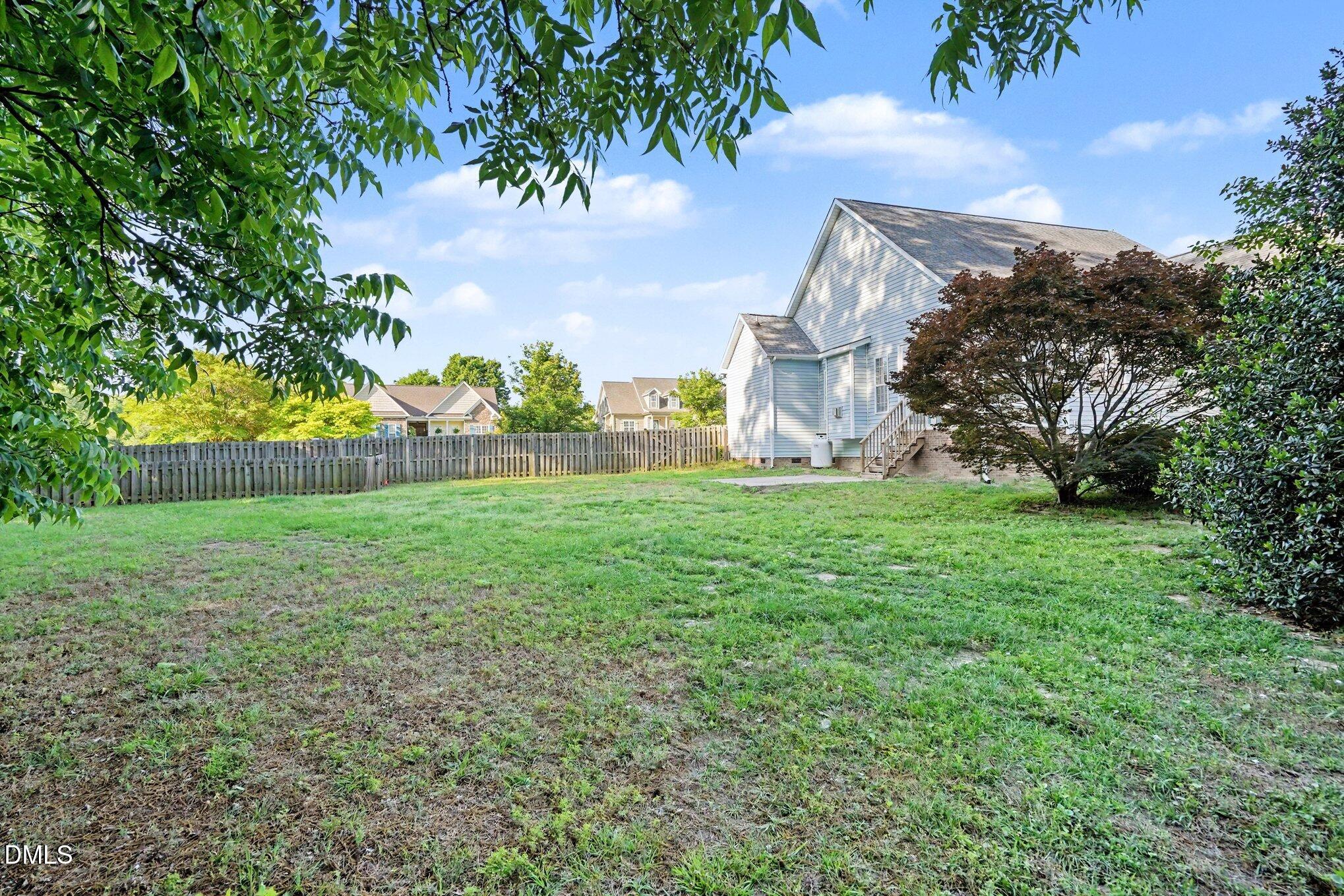 433 Spruce Meadows Lane Property Photo 34
