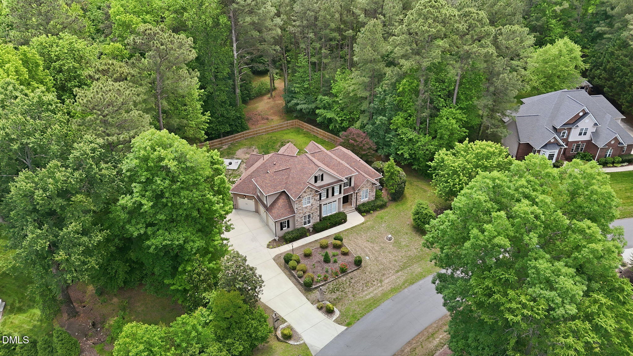 3012 Slippery Creek Court Property Photo 5