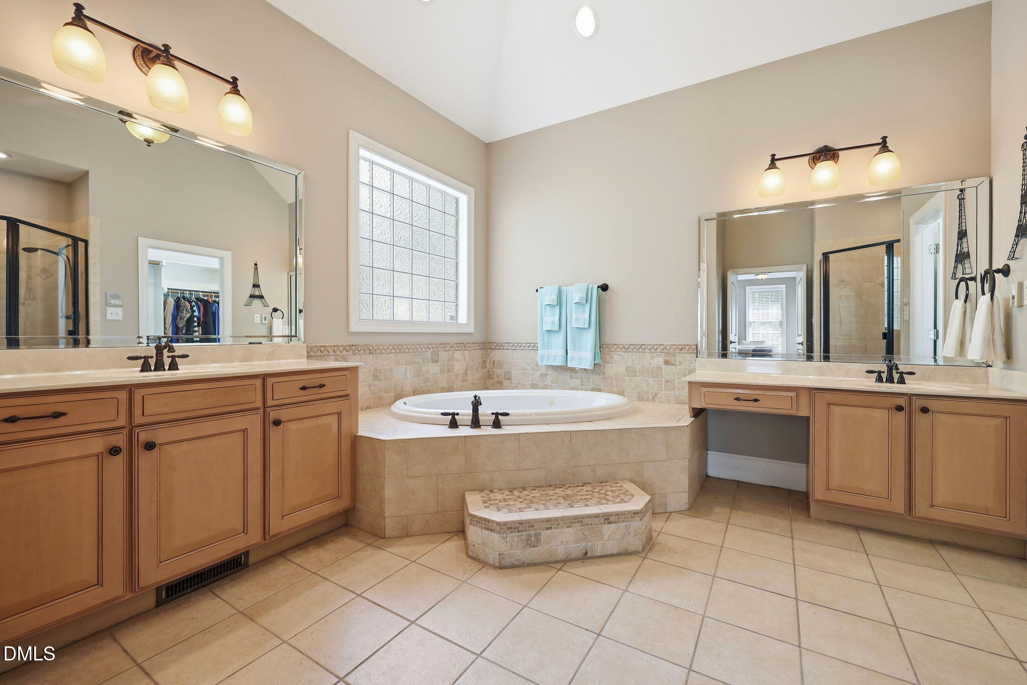 3012 Slippery Creek Court Property Photo 18