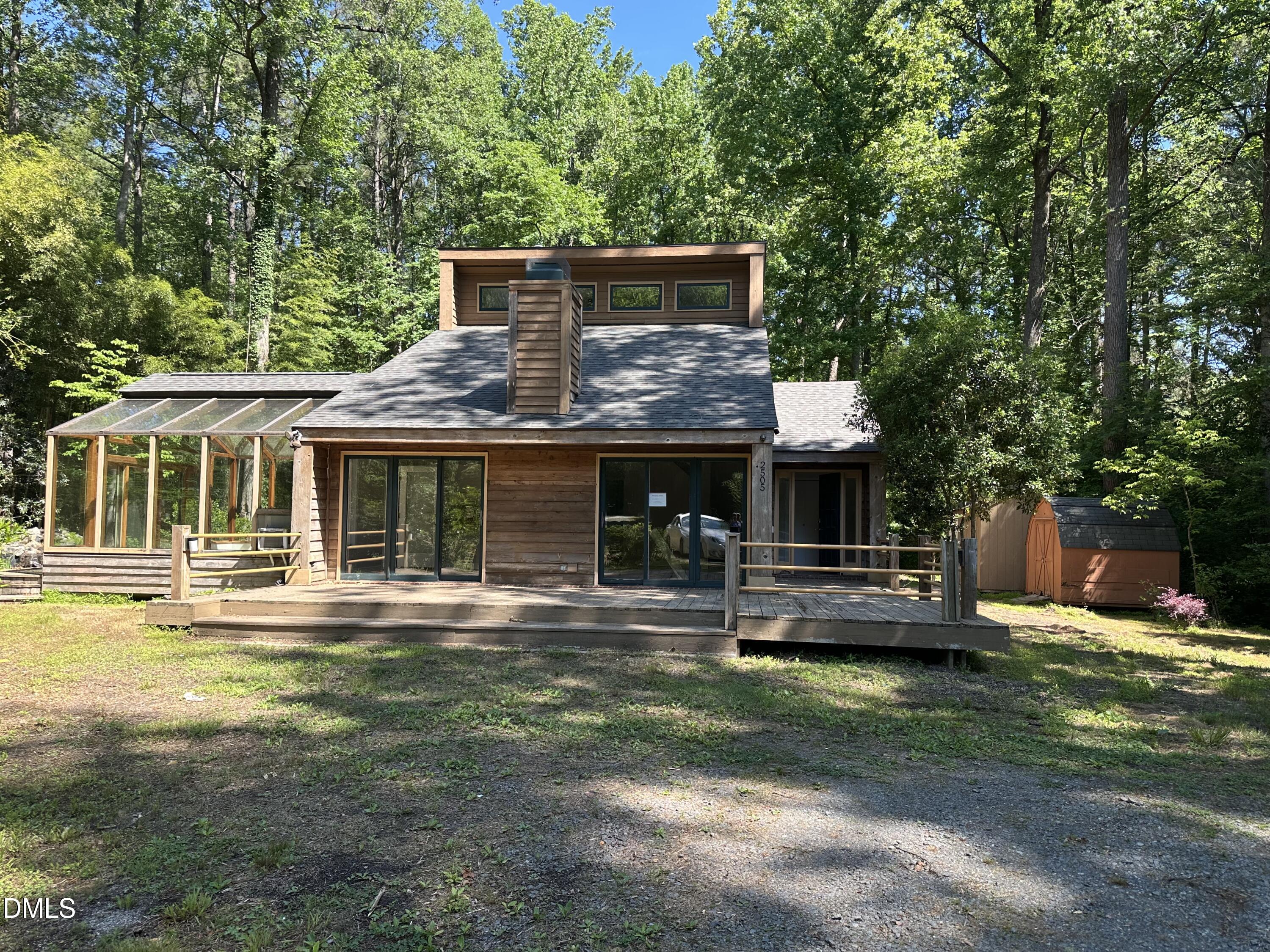 2505 Winburn Avenue Property Photo 1
