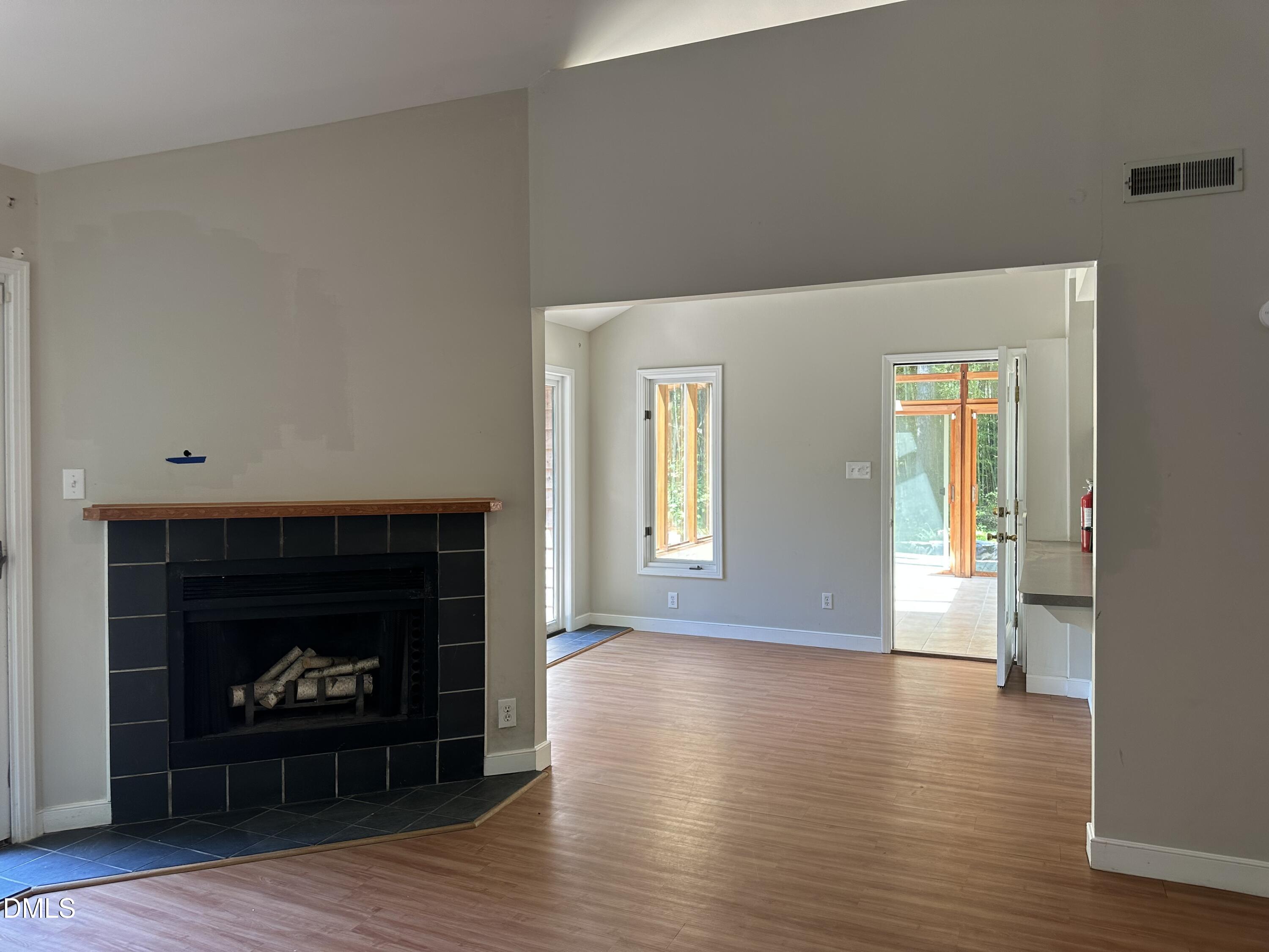 2505 Winburn Avenue Property Photo 5