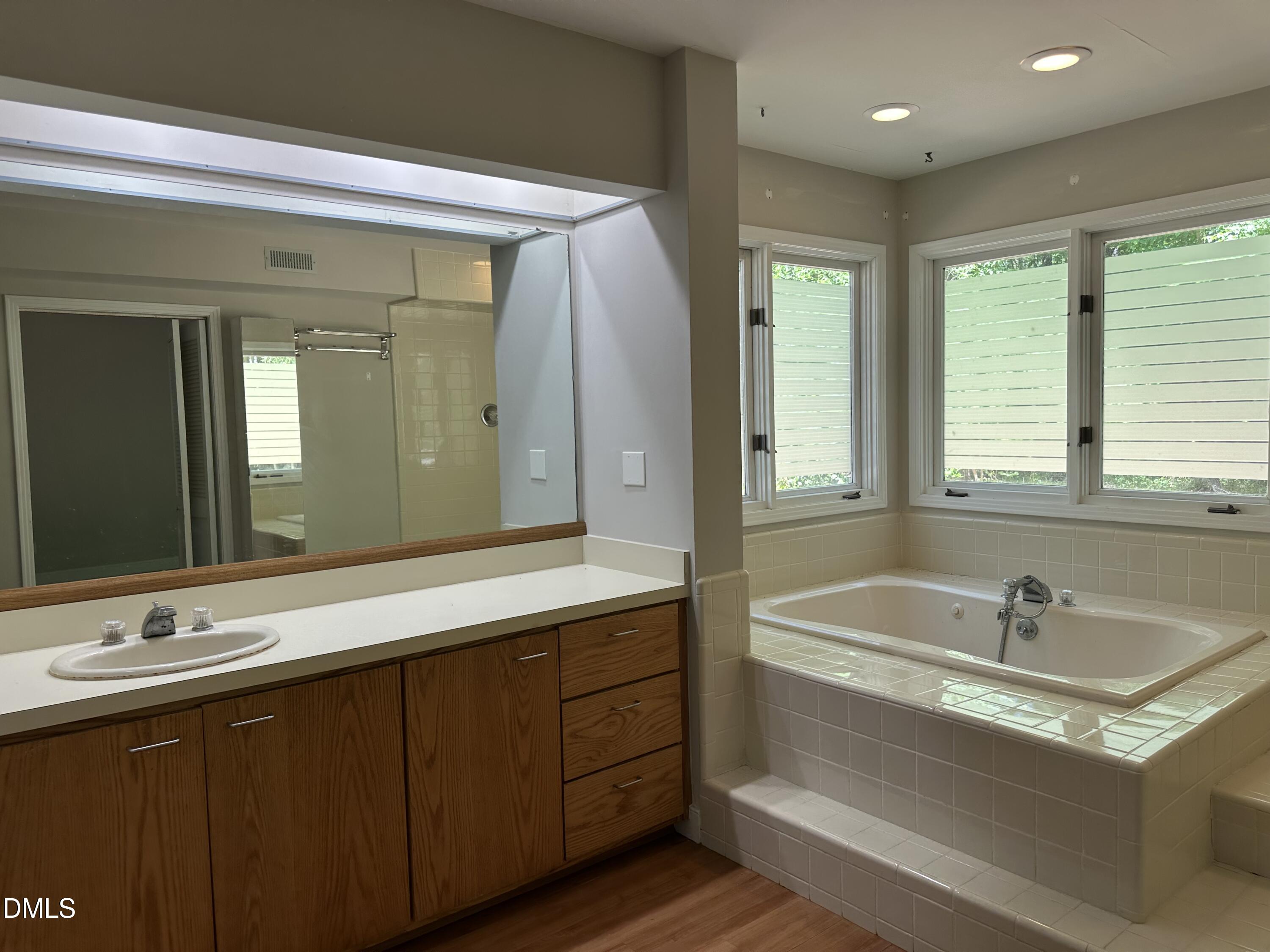 2505 Winburn Avenue Property Photo 11
