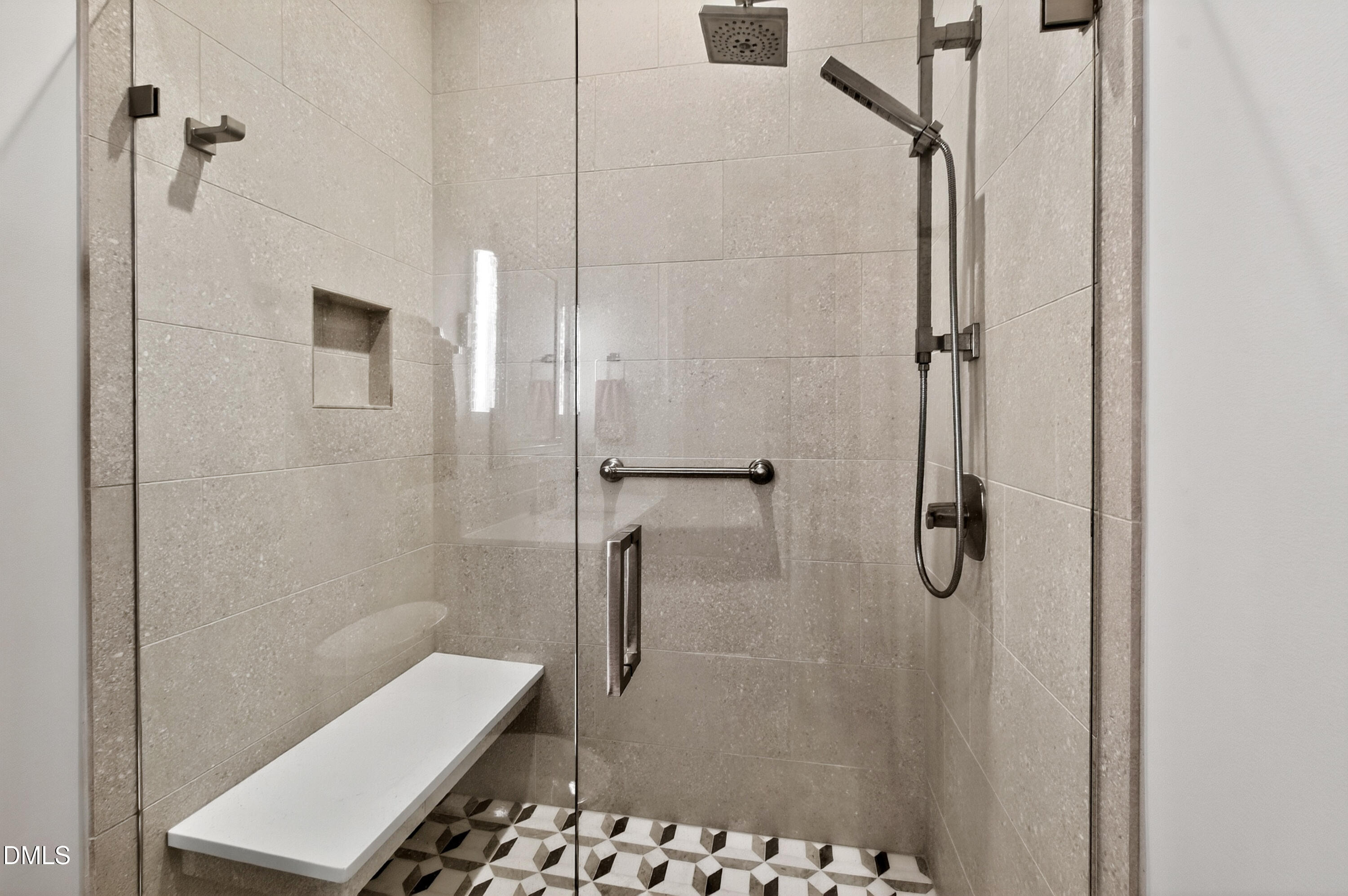 5141 Avalaire Oaks Drive Property Photo 29
