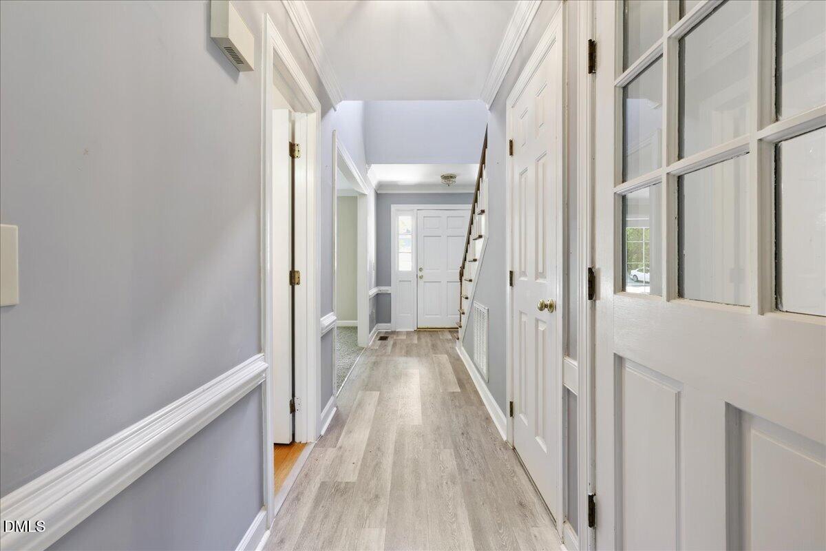 4121 Grove Ridge Drive Property Photo 5