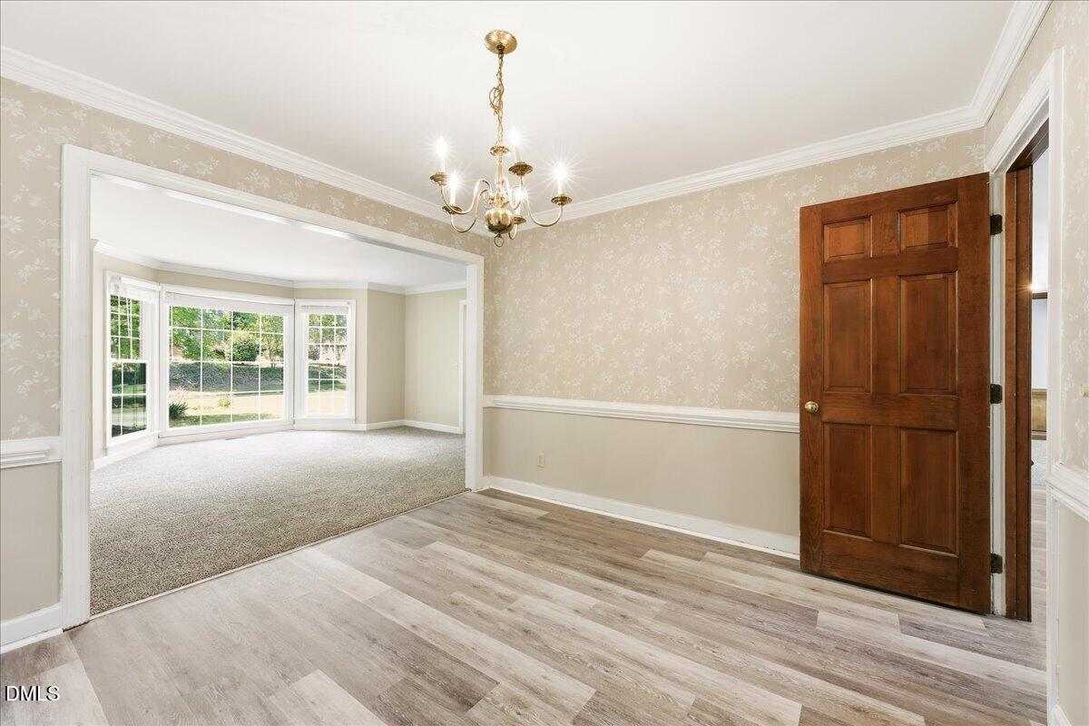 4121 Grove Ridge Drive Property Photo 11