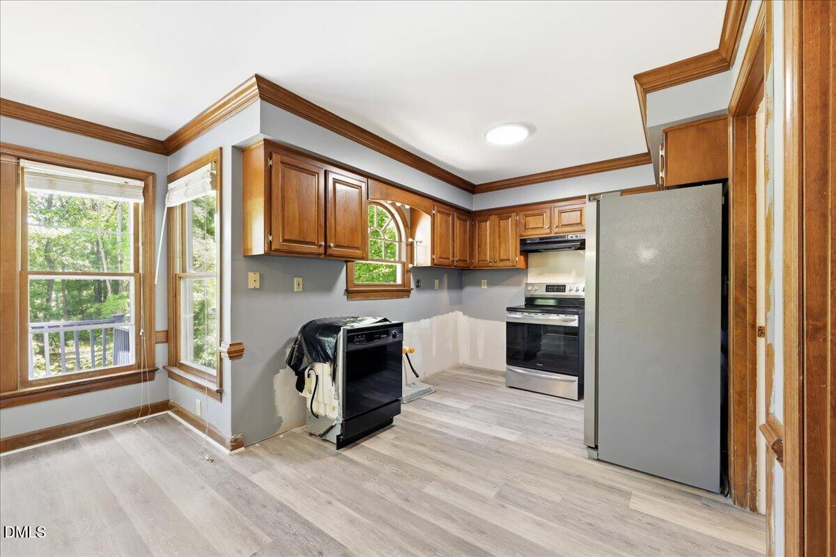 4121 Grove Ridge Drive Property Photo 13