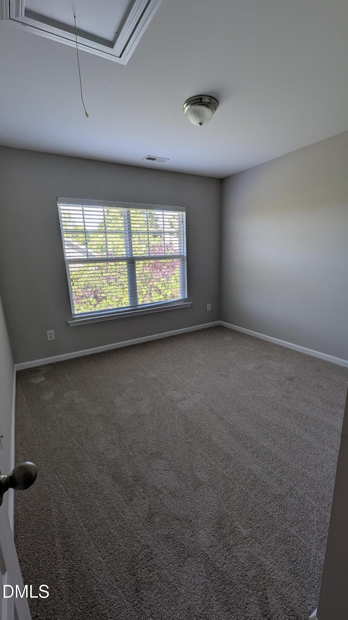 2003 Woodsdale Drive Property Photo 18