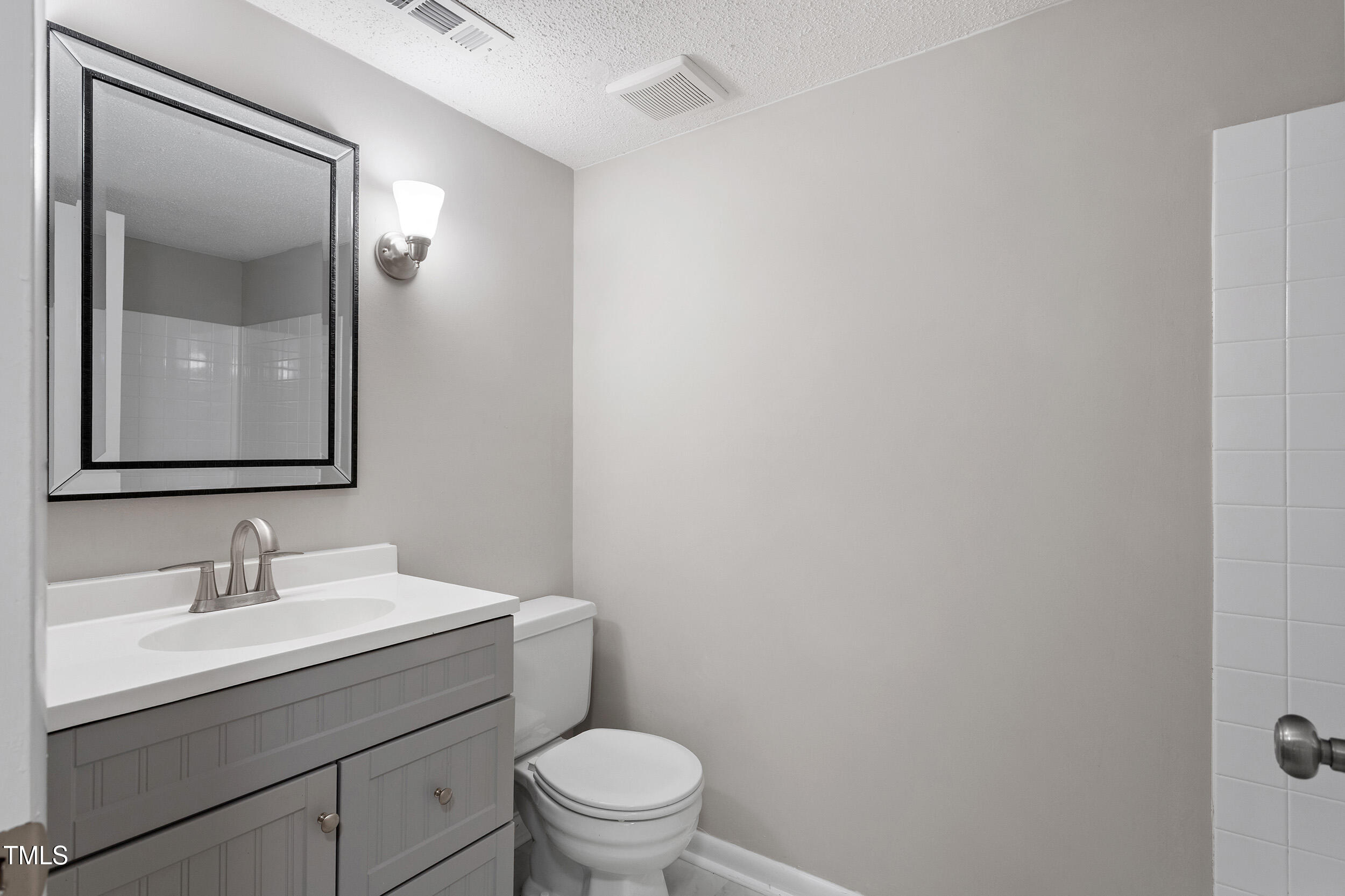 3088 Colony Road A Property Photo 14