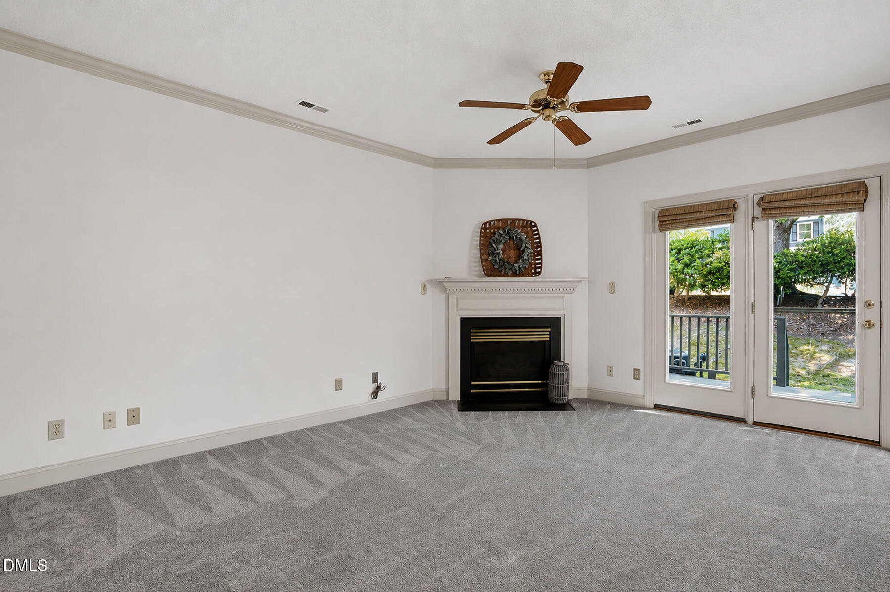 1210 Shadowbark Court Property Photo 11