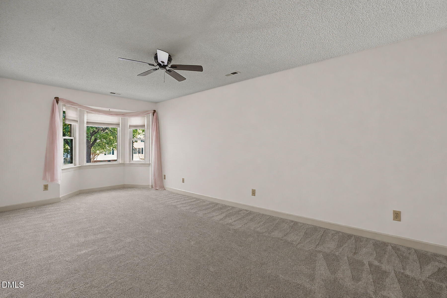 1210 Shadowbark Court Property Photo 20