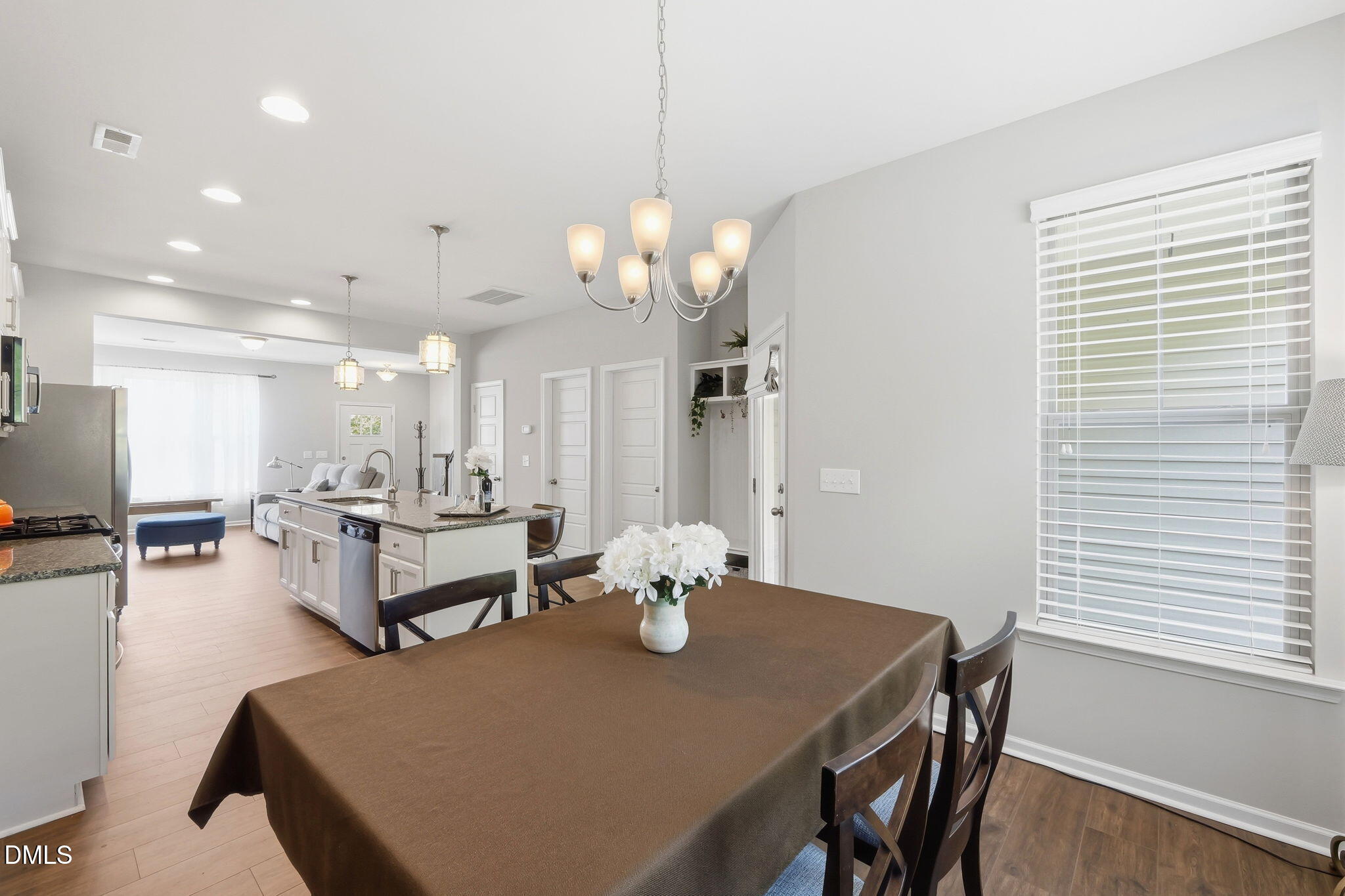 1117 Metropolitan Drive Property Photo 15