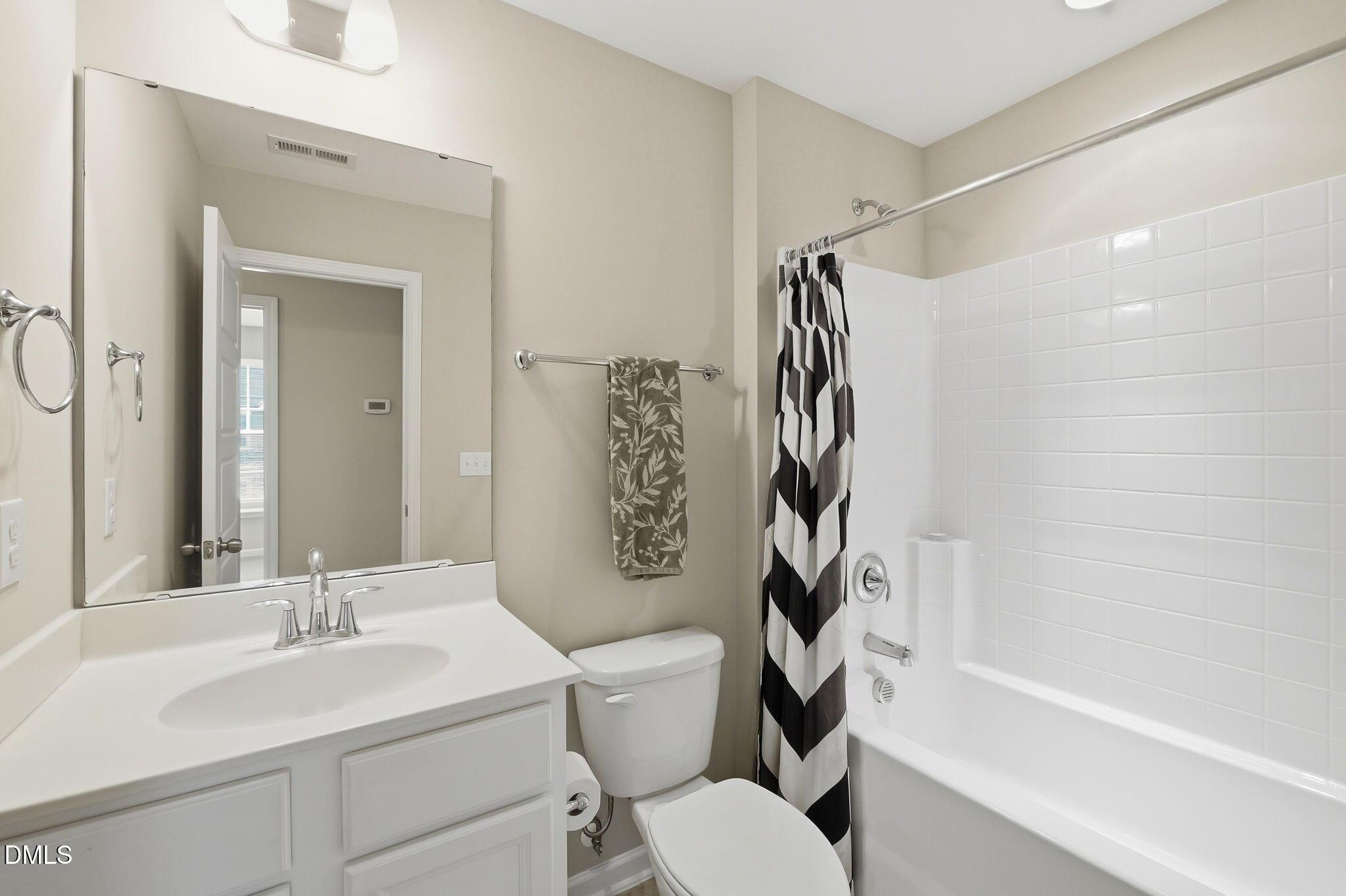 1117 Metropolitan Drive Property Photo 27