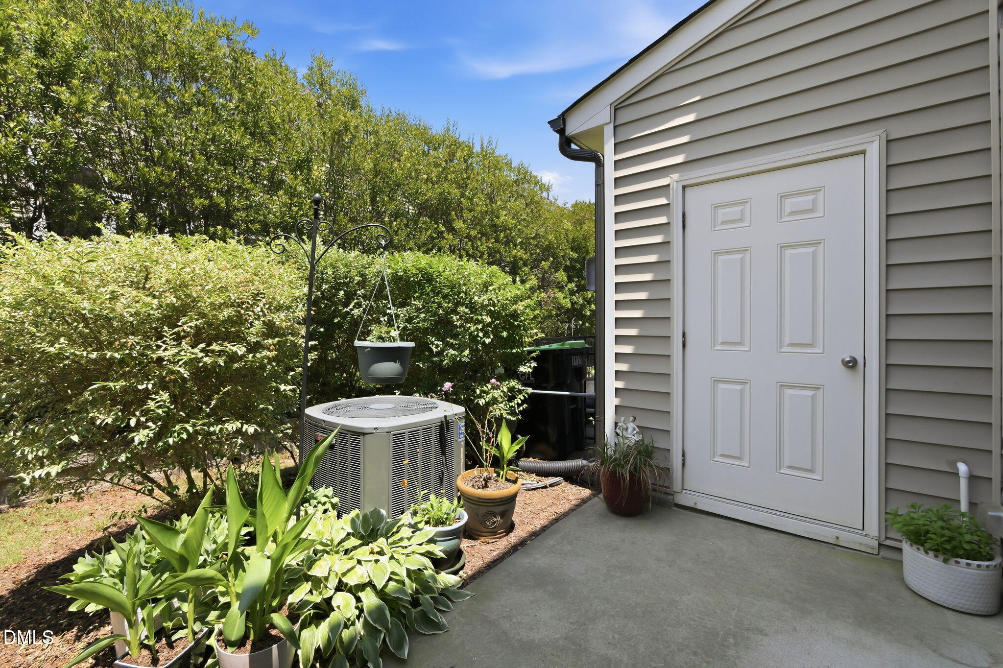 1117 Metropolitan Drive Property Photo 30