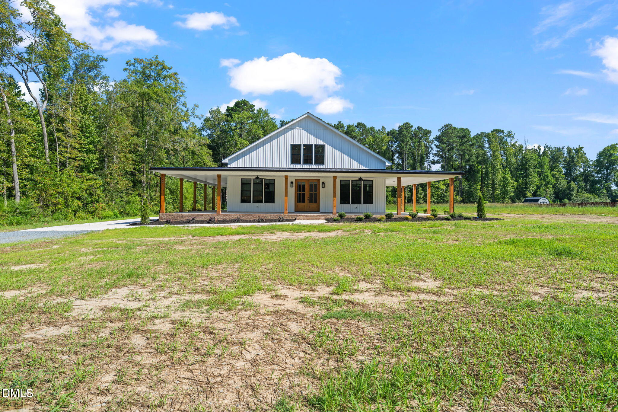 300 Avery Road Property Photo 1