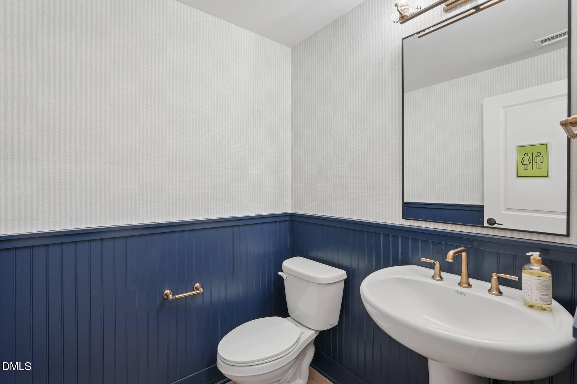 400 Kipling Lane Property Photo 14