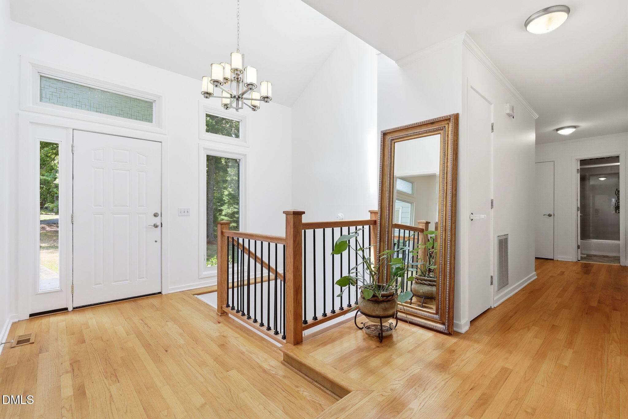215 E Deer Run Property Photo 4