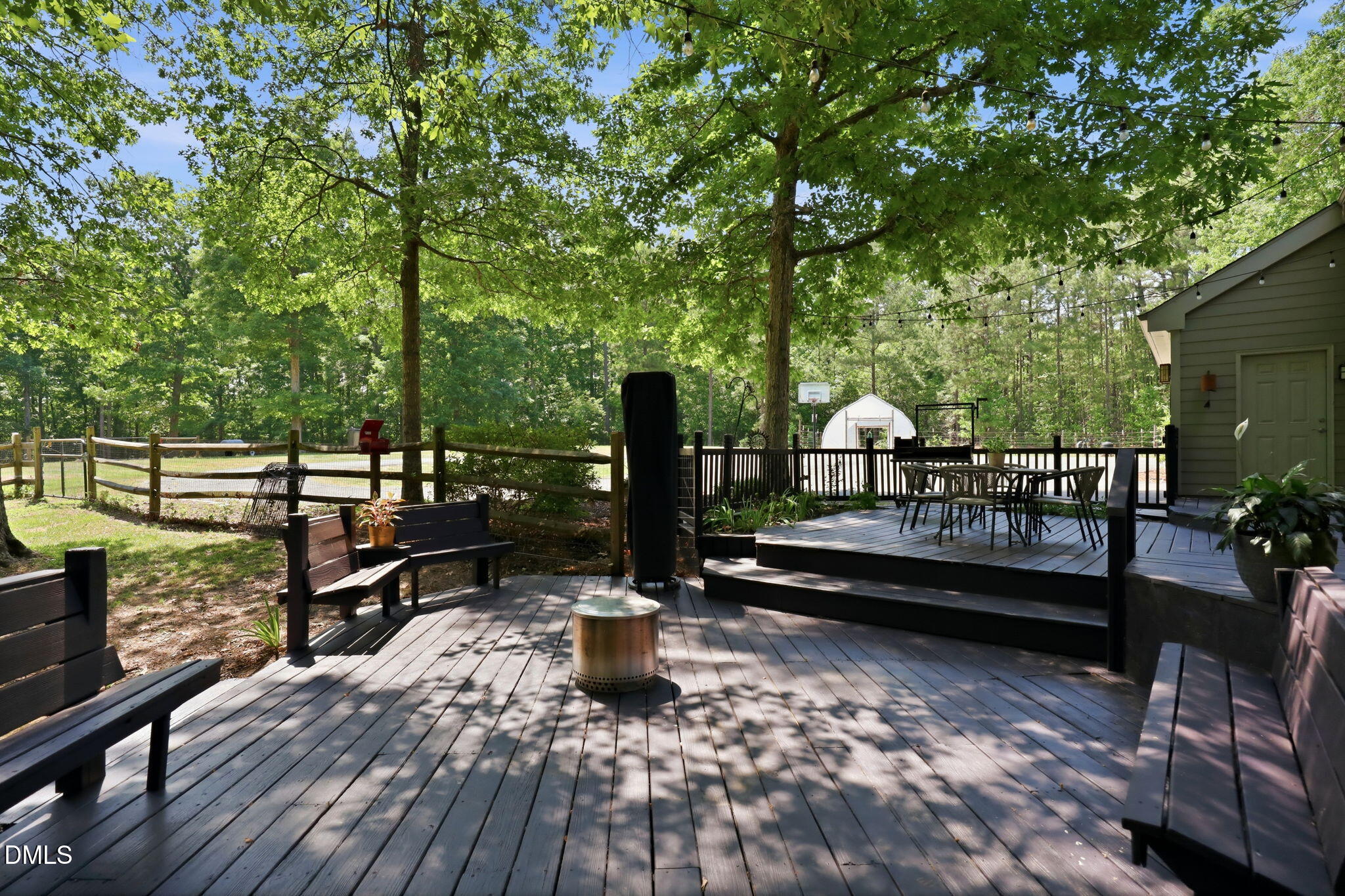 215 E Deer Run Property Photo 22