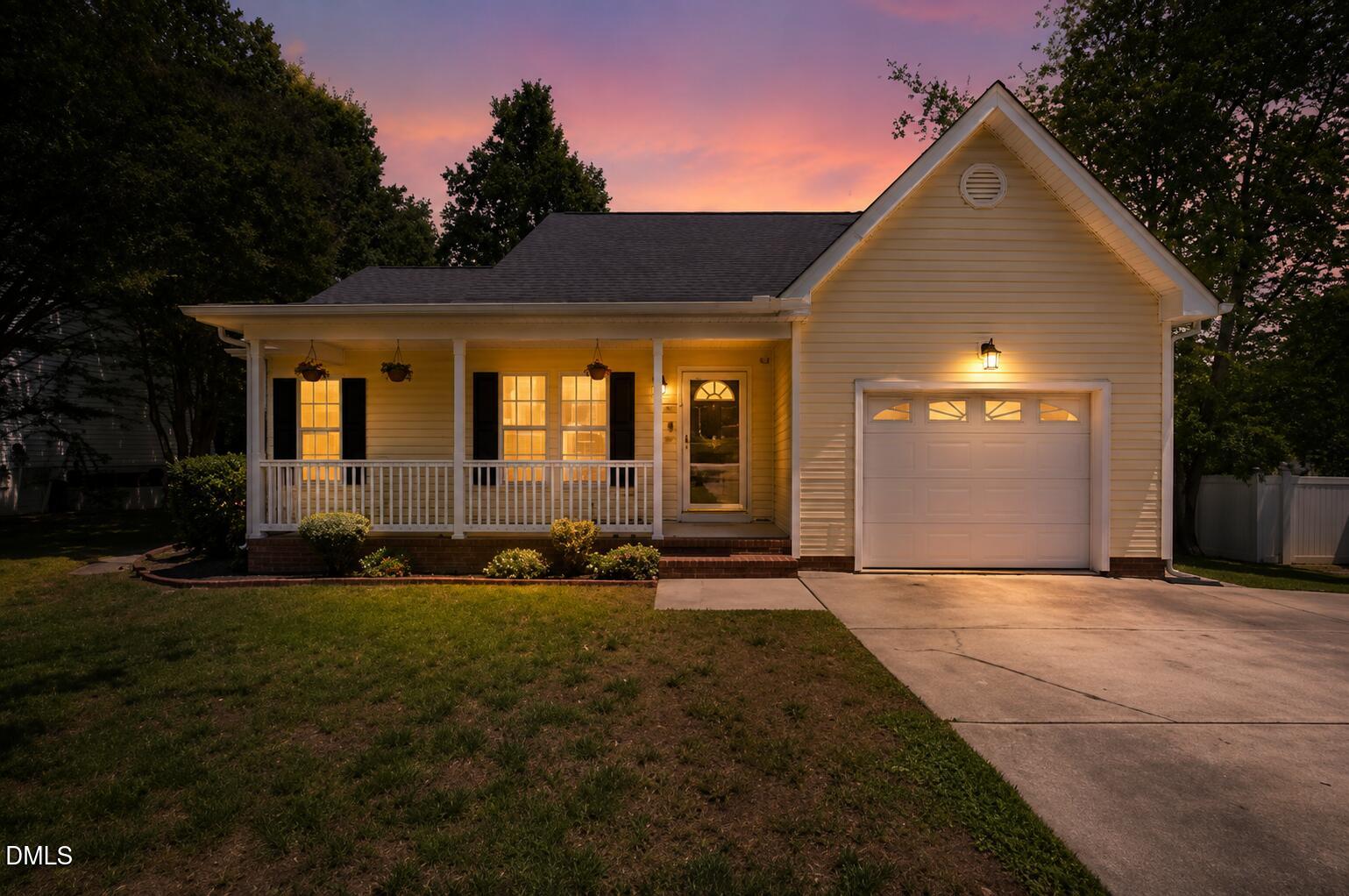 104 Spinel Lane Property Photo 2