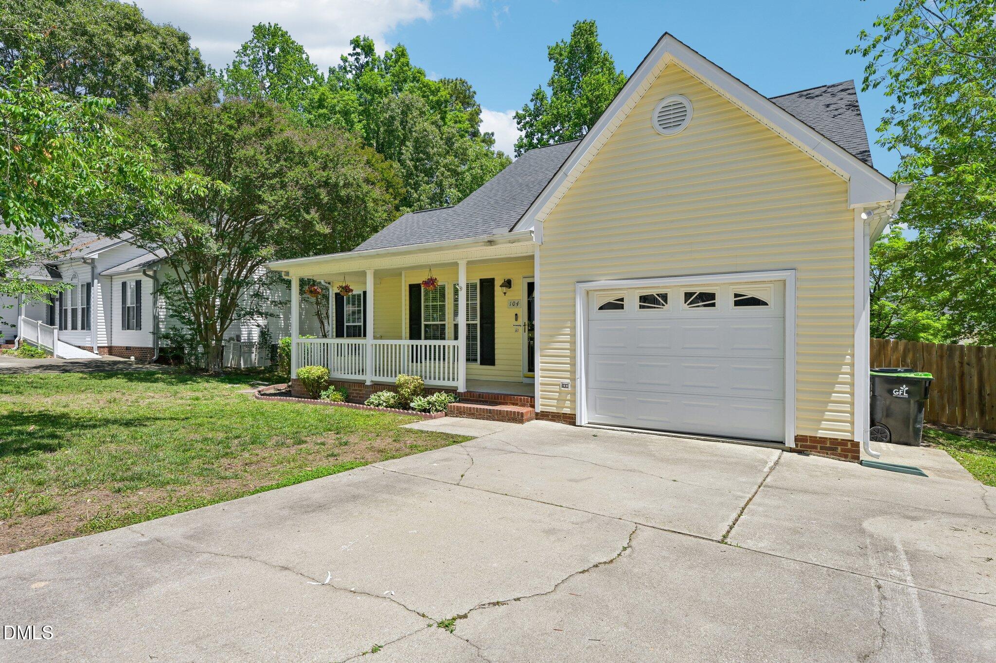 104 Spinel Lane Property Photo 3