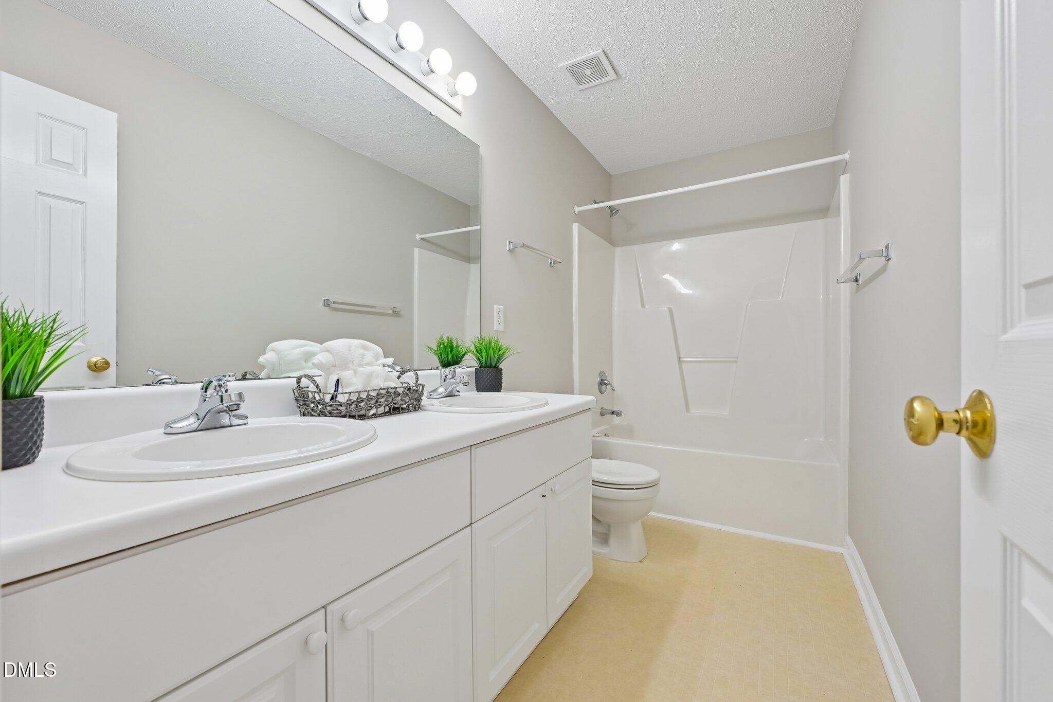 104 Spinel Lane Property Photo 28