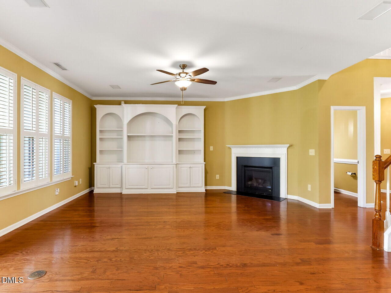 204 Royal Tower Way Property Photo 8