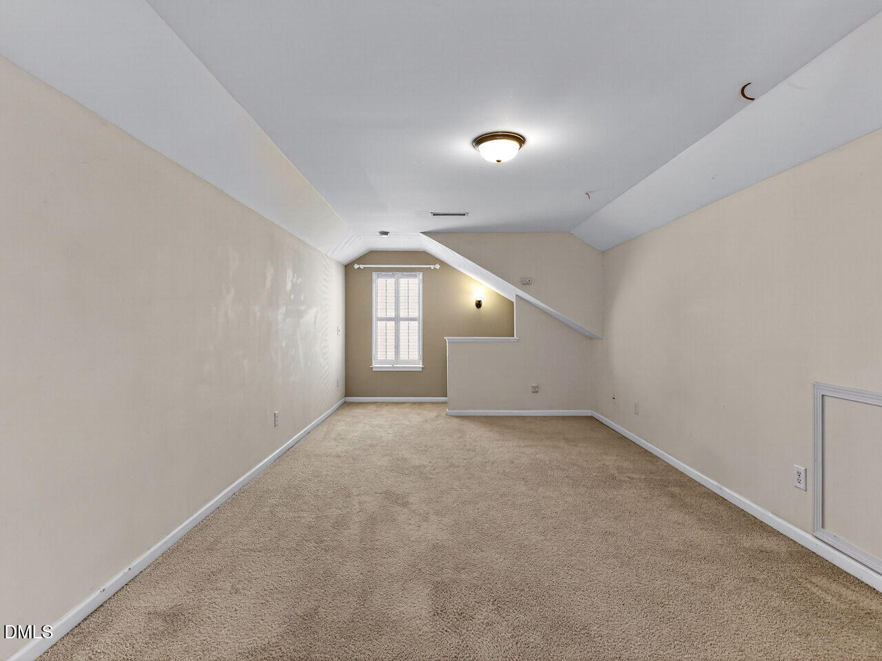 204 Royal Tower Way Property Photo 31