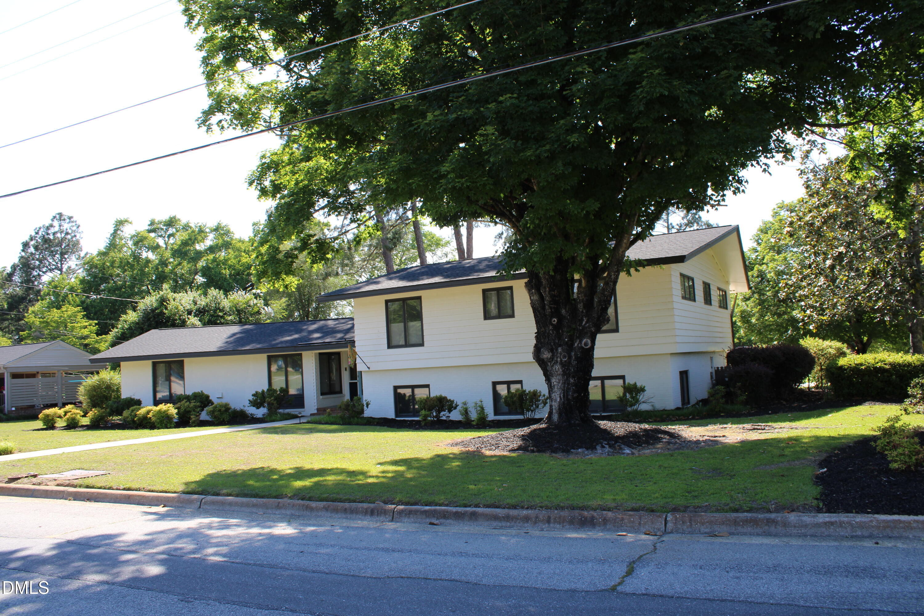 1607 Lakeshore Drive Property Photo 17